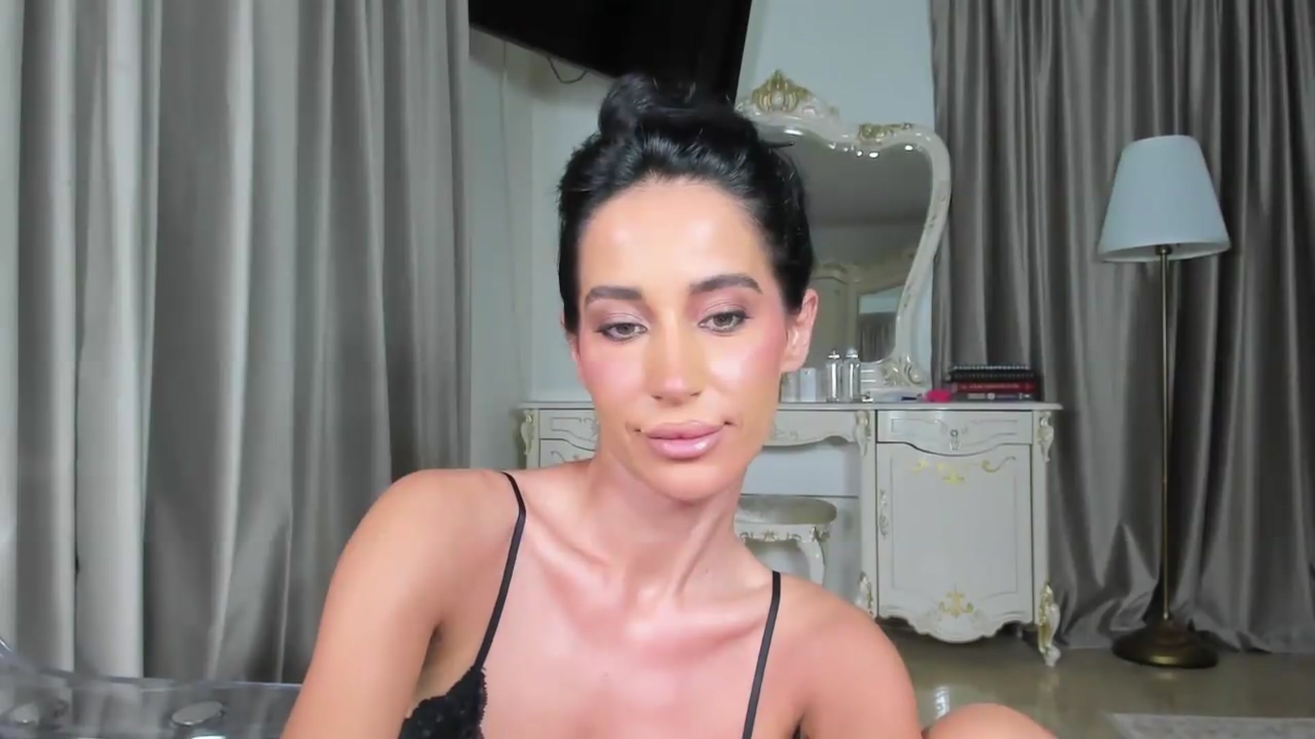 Gallery image thumbnail from SincerelyC's myfreecams stream on, 09/20/2026, 01:43 image 10 of 20