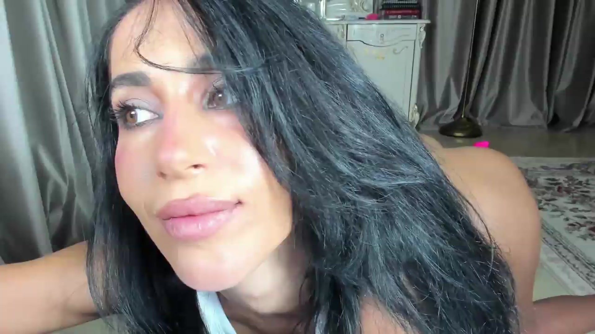 Gallery image thumbnail from SincerelyC's myfreecams stream on, 09/22/2026, 24:01 image 12 of 20