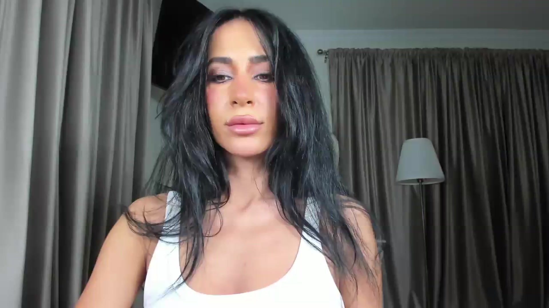 Gallery image thumbnail from SincerelyC's myfreecams stream on, 09/22/2026, 01:41 image 9 of 20
