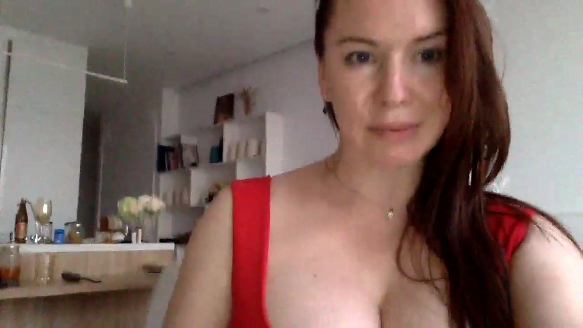 Gallery image thumbnail from Sincityks's myfreecams stream on, 06/17/2024, 18:17 image 13 of 20