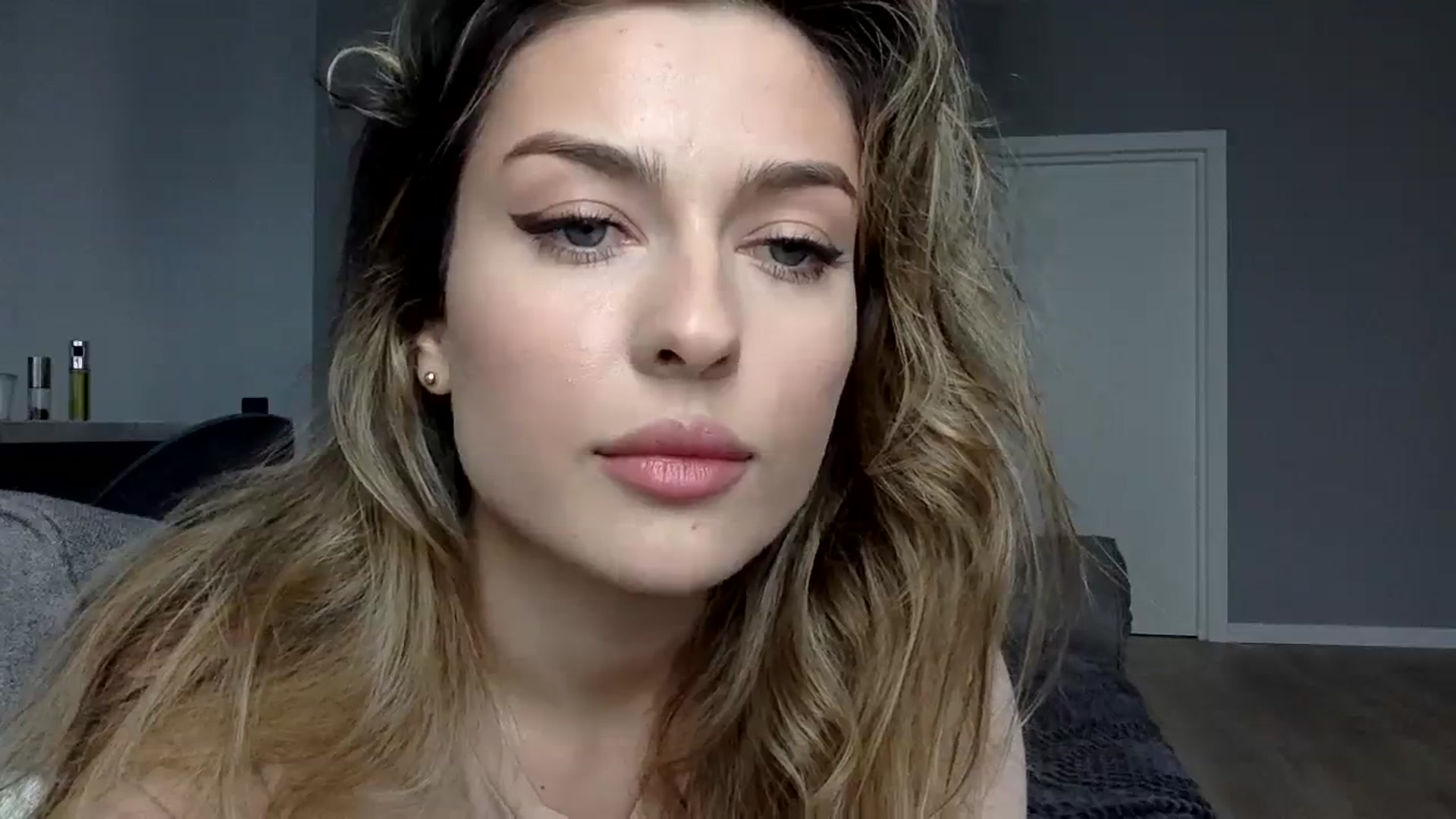 Gallery image thumbnail from SindiMoon's myfreecams stream on, 02/24/2024, 12:20 image 5 of 20