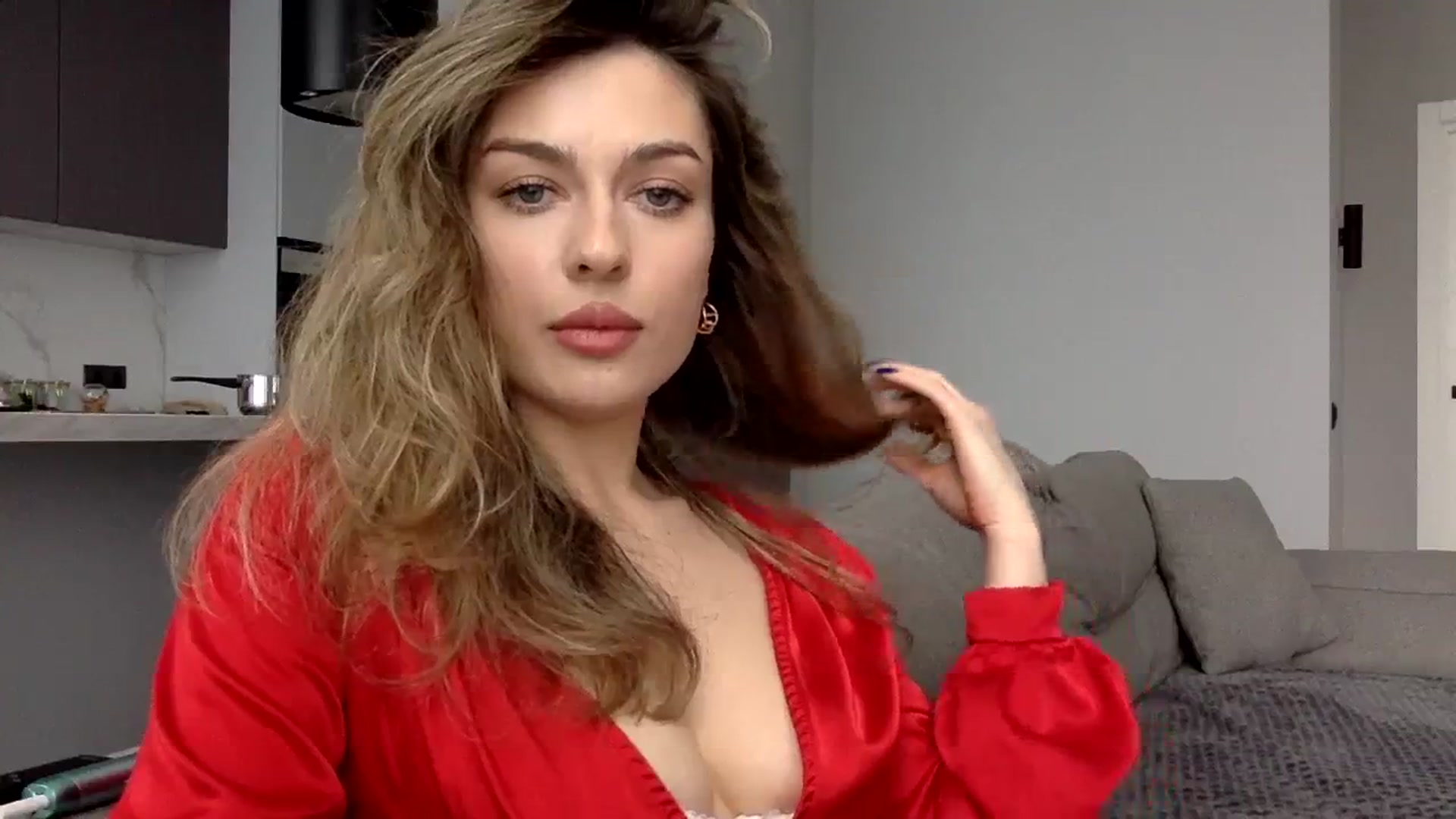 Gallery image thumbnail from SindiMoon's myfreecams stream on, 03/02/2024, 13:02 image 6 of 20