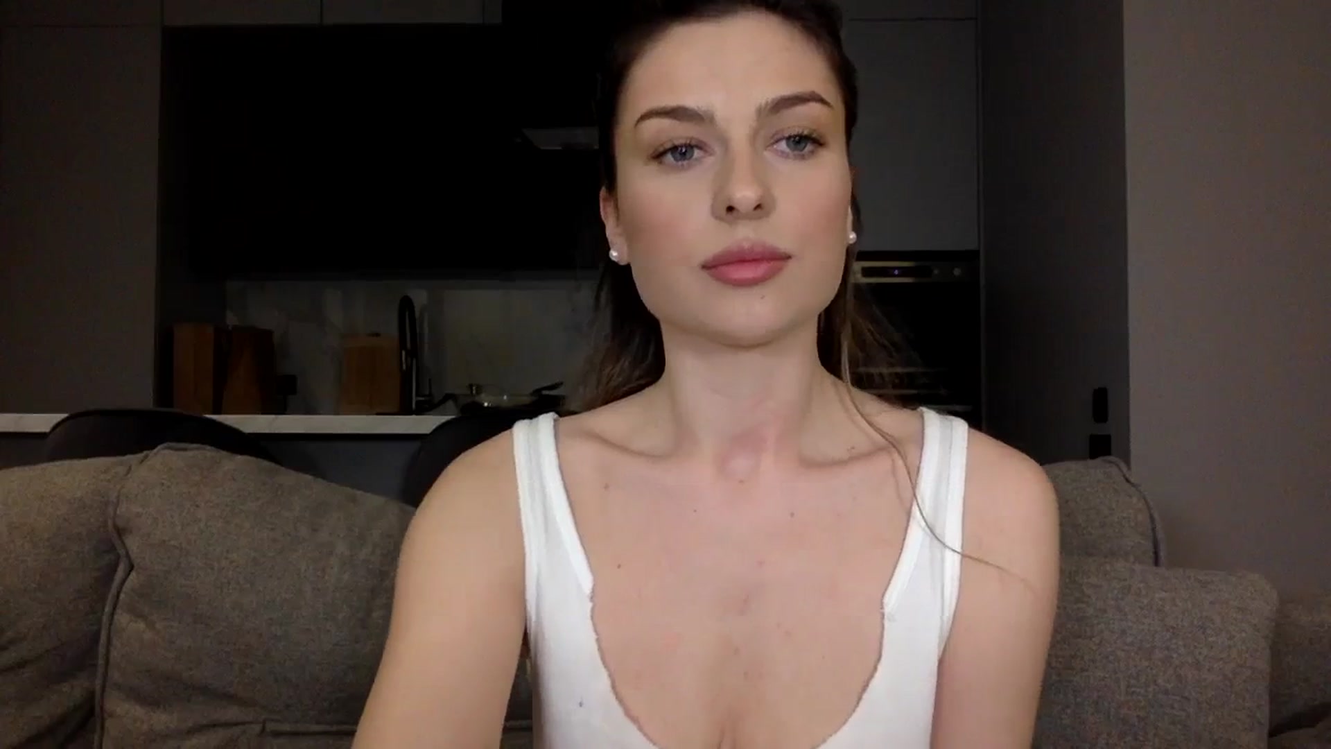 Gallery image thumbnail from SindiMoon's myfreecams stream on, 03/25/2024, 20:24 image 14 of 20