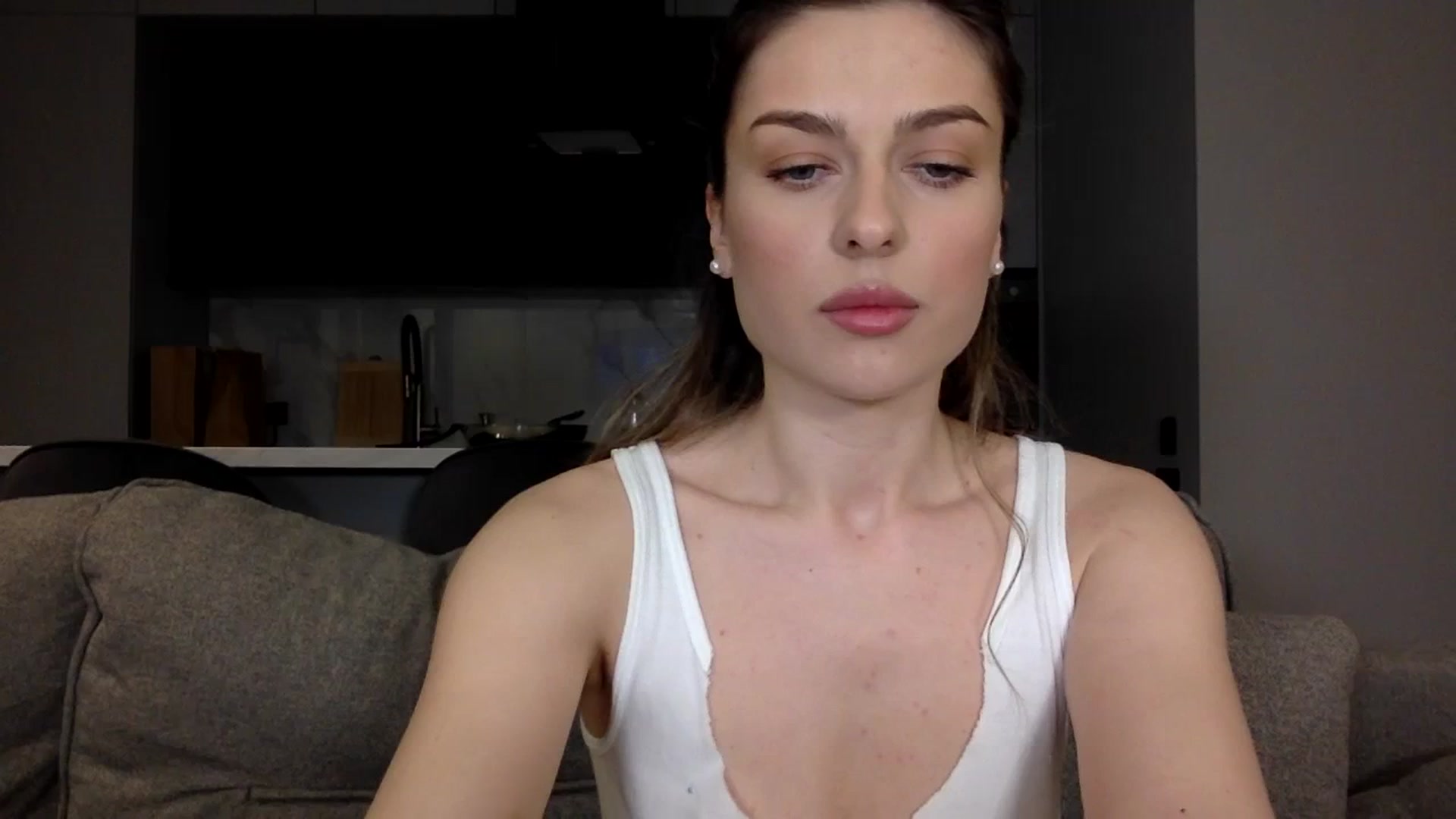 Gallery image thumbnail from SindiMoon's myfreecams stream on, 03/25/2024, 20:24 image 20 of 20