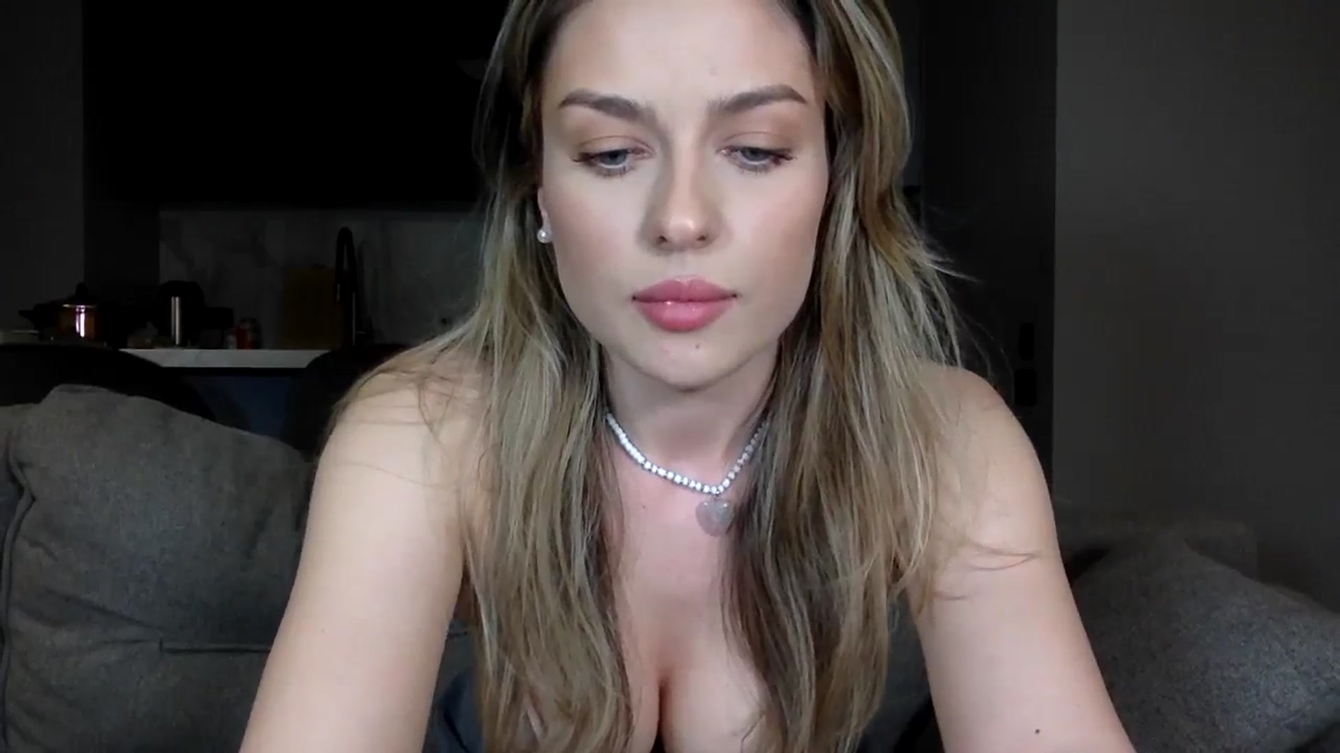 Gallery image thumbnail from SindiMoon's myfreecams stream on, 04/12/2024, 22:07 image 20 of 20