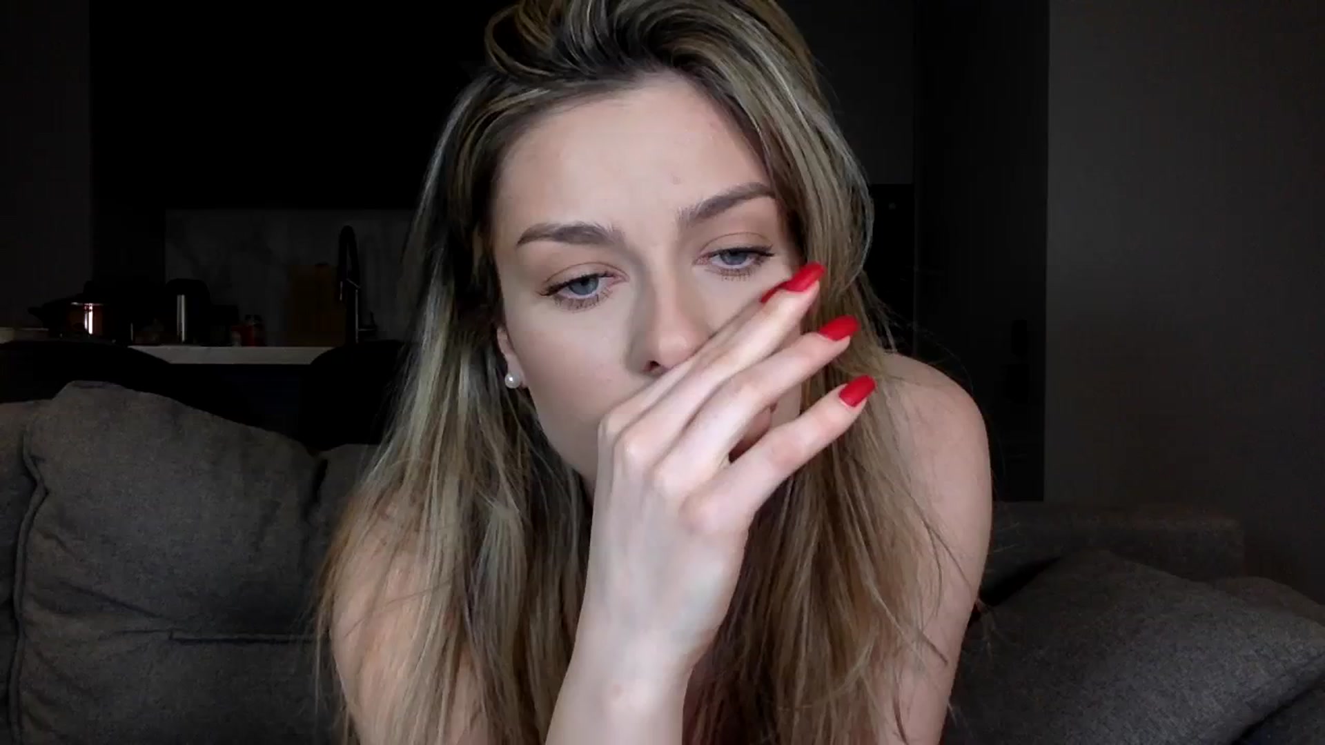 Gallery image thumbnail from SindiMoon's myfreecams stream on, 04/12/2024, 22:07 image 19 of 20