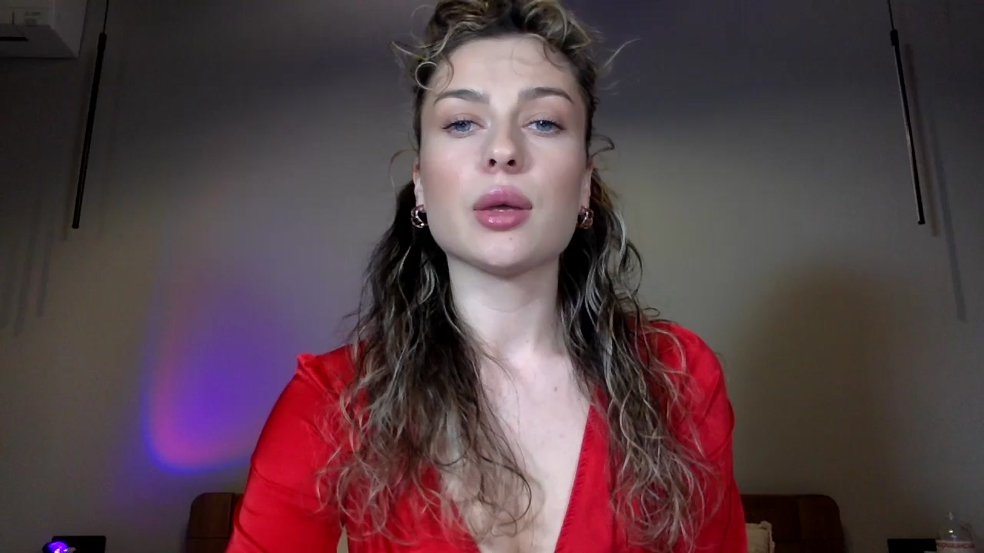 Gallery image thumbnail from SindiMoon's myfreecams stream on, 04/27/2024, 19:28 image 12 of 20