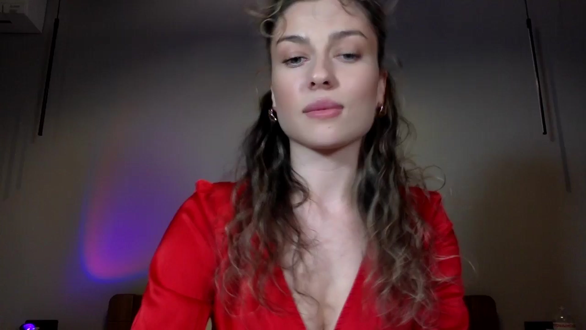 Gallery image thumbnail from SindiMoon's myfreecams stream on, 04/27/2024, 19:54 image 13 of 20