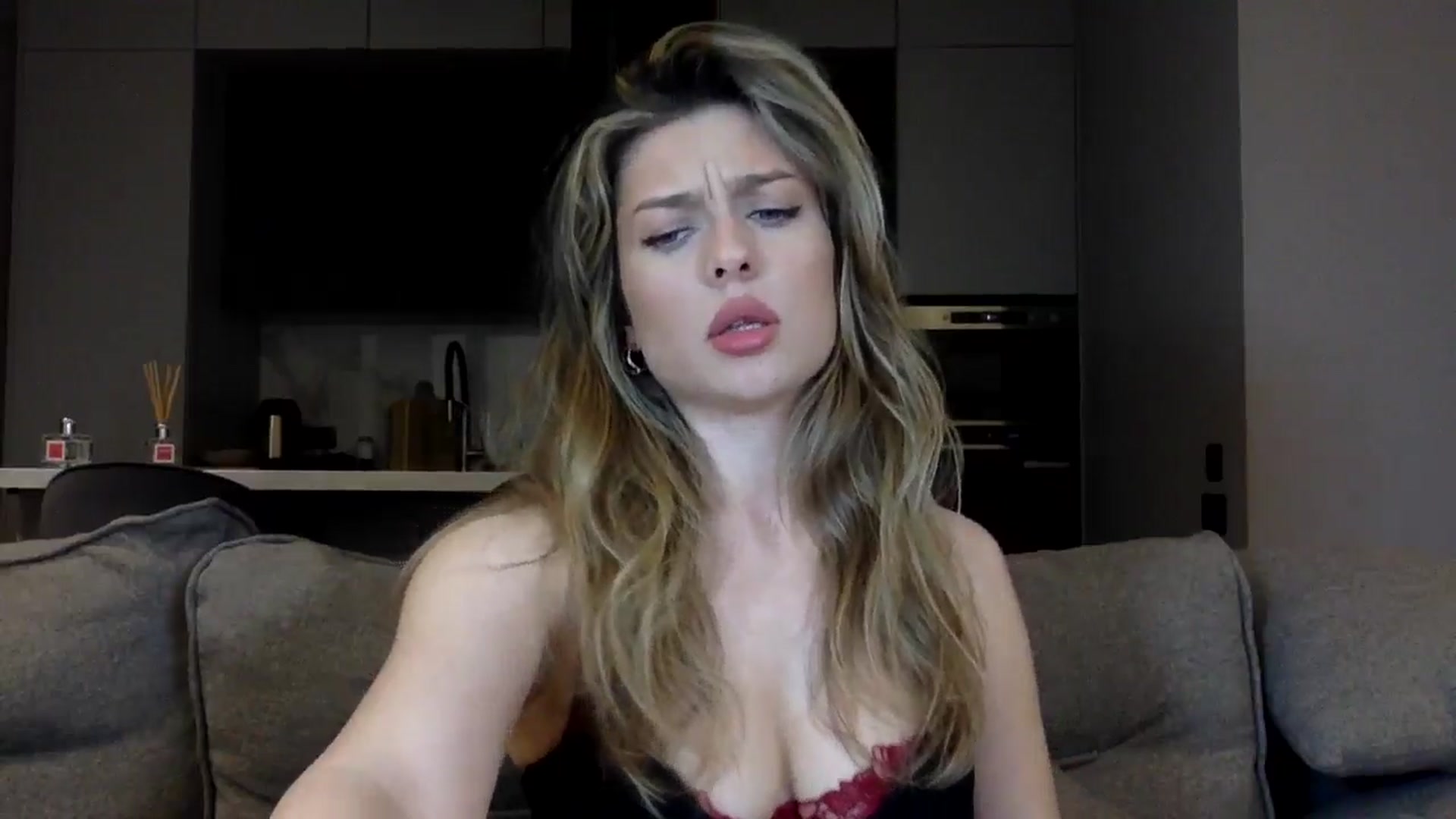 Gallery image thumbnail from SindiMoon's myfreecams stream on, 05/04/2024, 22:33 image 3 of 20