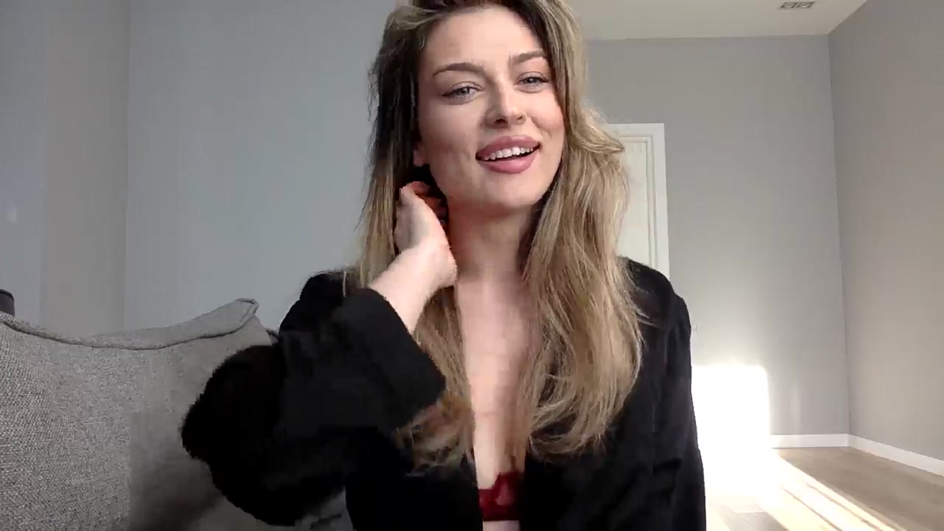 Gallery image thumbnail from SindiMoon's myfreecams stream on, 05/09/2024, 15:24 image 8 of 20