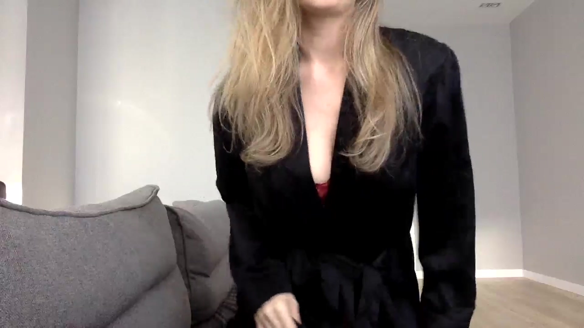 Gallery image thumbnail from SindiMoon's myfreecams stream on, 05/09/2024, 15:24 image 15 of 20