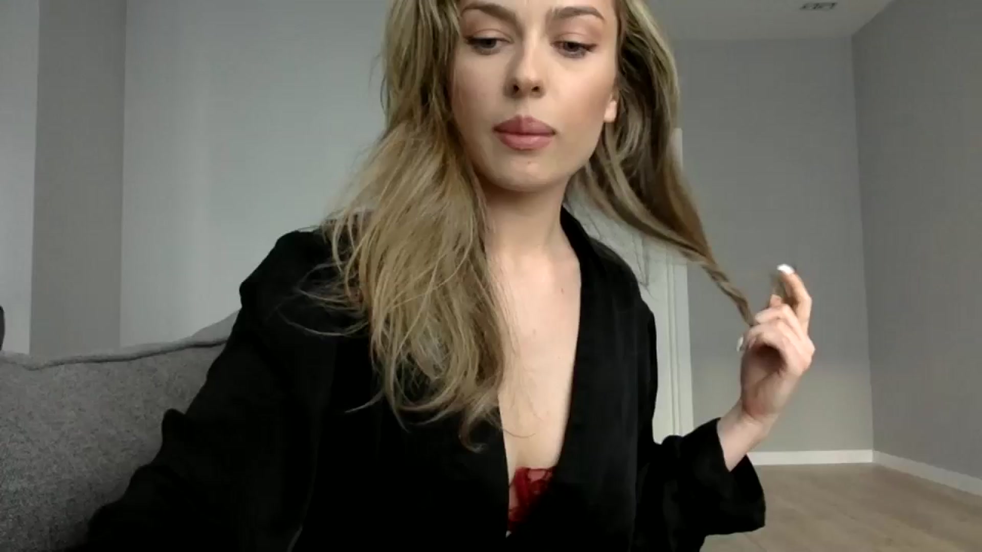 Gallery image thumbnail from SindiMoon's myfreecams stream on, 05/09/2024, 15:43 image 3 of 20