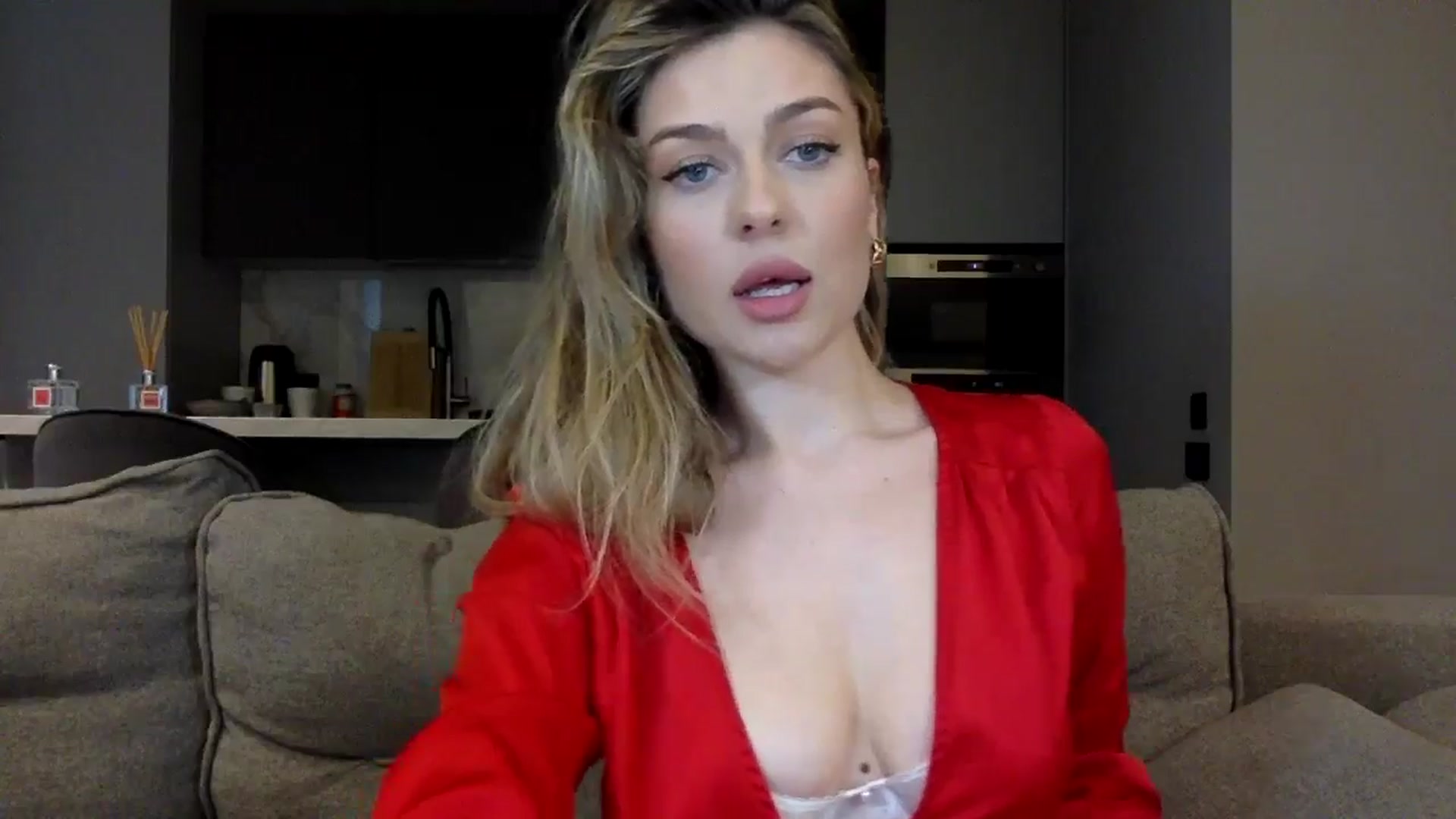 Gallery image thumbnail from SindiMoon's myfreecams stream on, 05/14/2024, 16:21 image 19 of 20