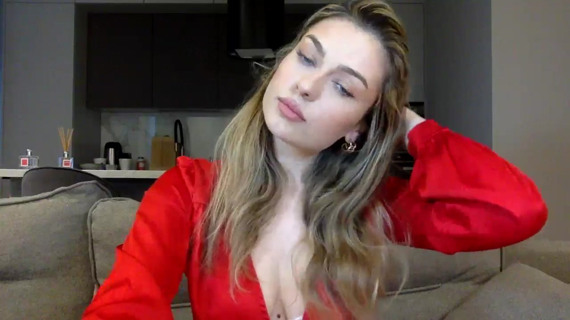 Gallery image thumbnail from SindiMoon's myfreecams stream on, 05/14/2024, 16:21 image 5 of 20