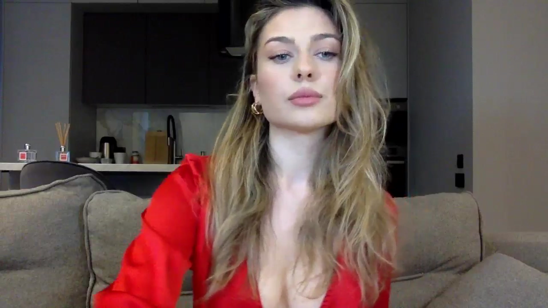 Gallery image thumbnail from SindiMoon's myfreecams stream on, 05/14/2024, 16:21 image 2 of 20