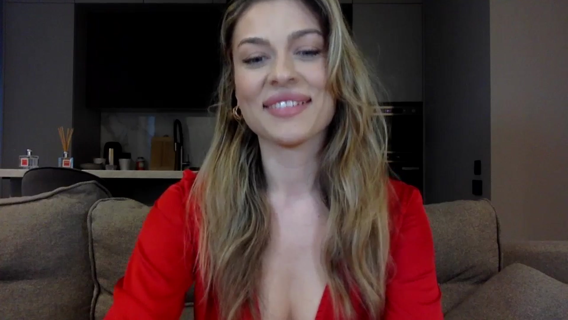 Gallery image thumbnail from SindiMoon's myfreecams stream on, 05/14/2024, 16:21 image 6 of 20