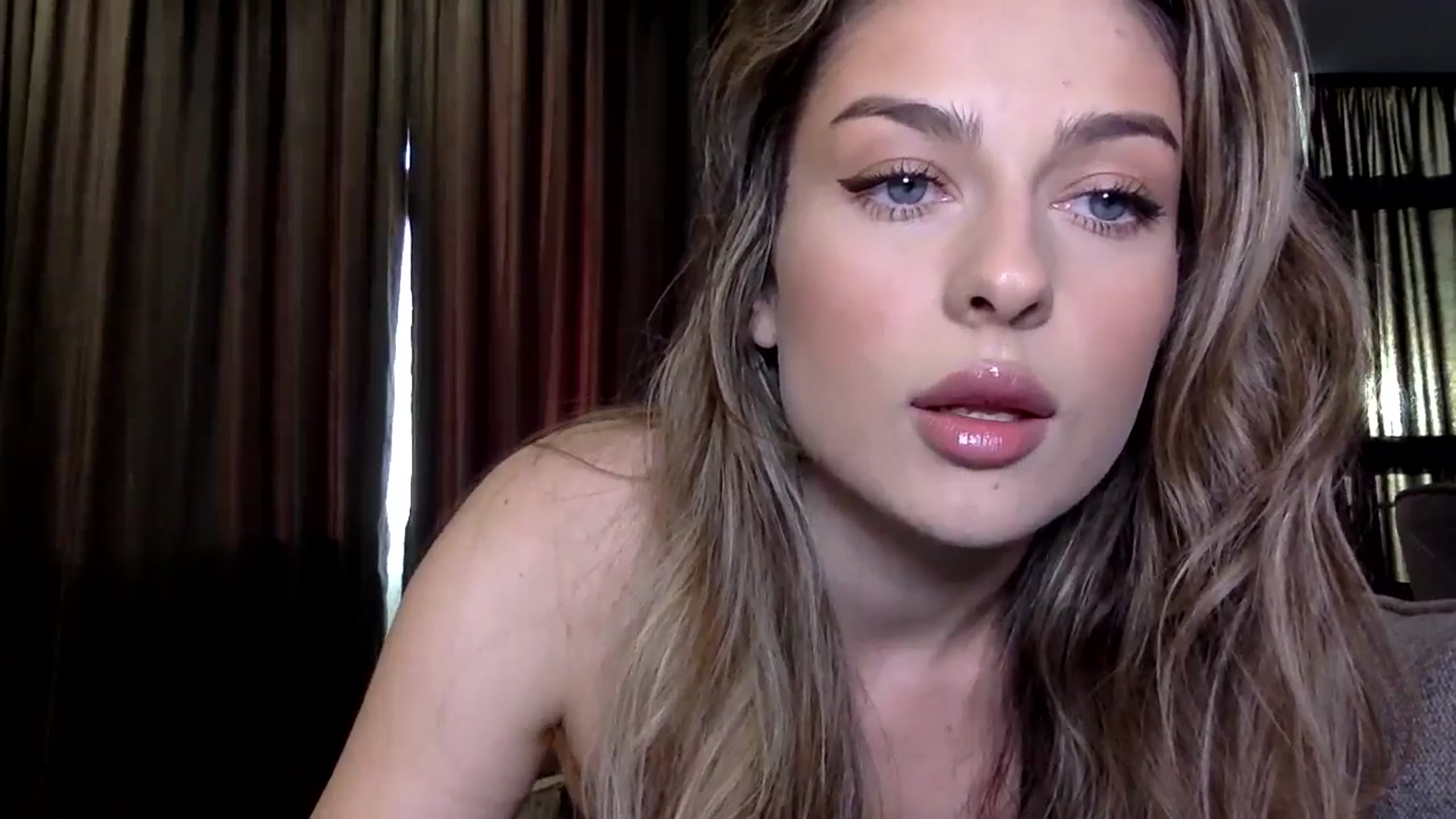 Gallery image thumbnail from SindiMoon's myfreecams stream on, 06/26/2024, 17:10 image 17 of 20
