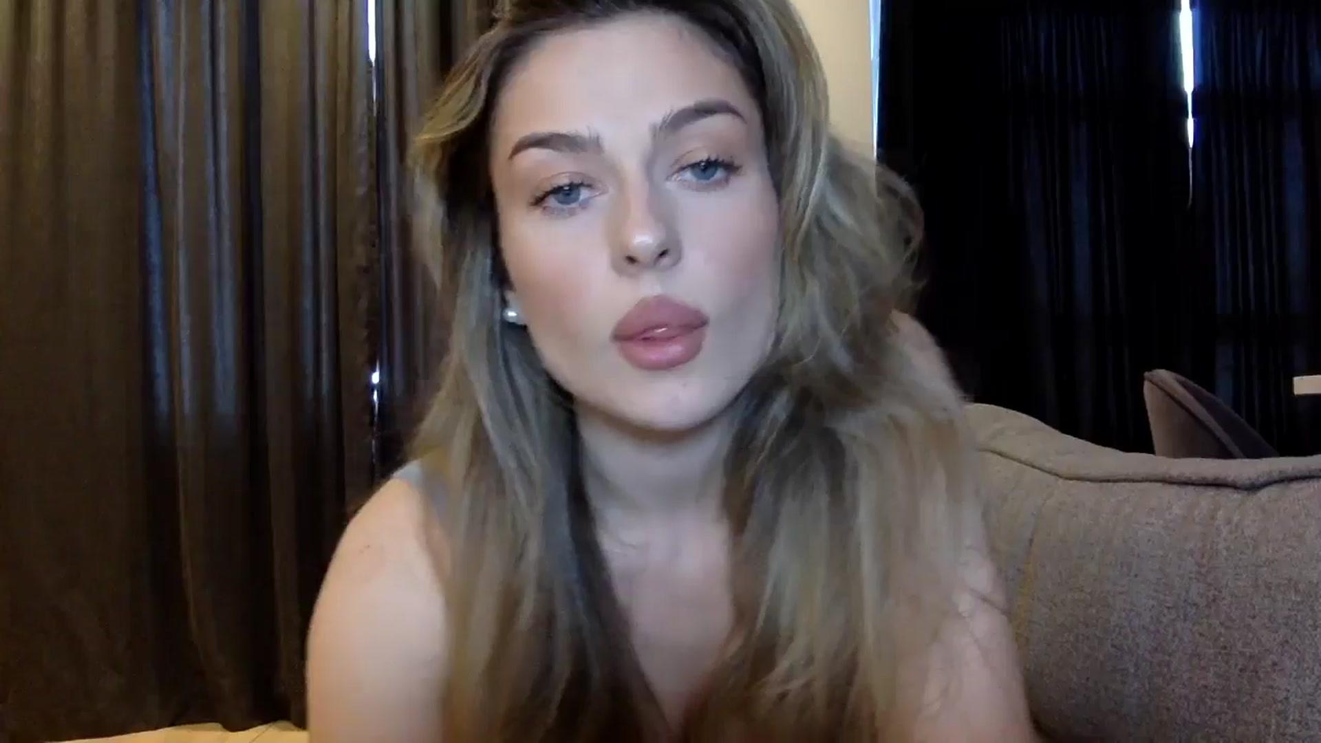 Gallery image thumbnail from SindiMoon's myfreecams stream on, 07/01/2024, 10:44 image 3 of 20
