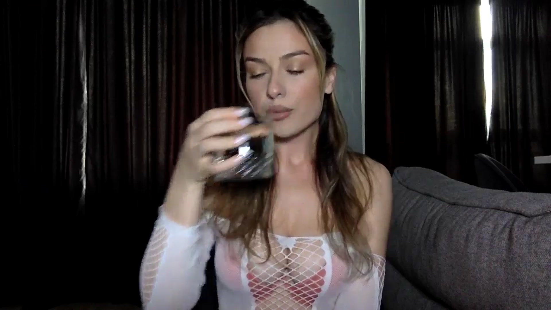 Gallery image thumbnail from SindiMoon's myfreecams stream on, 07/03/2024, 15:17 image 2 of 20