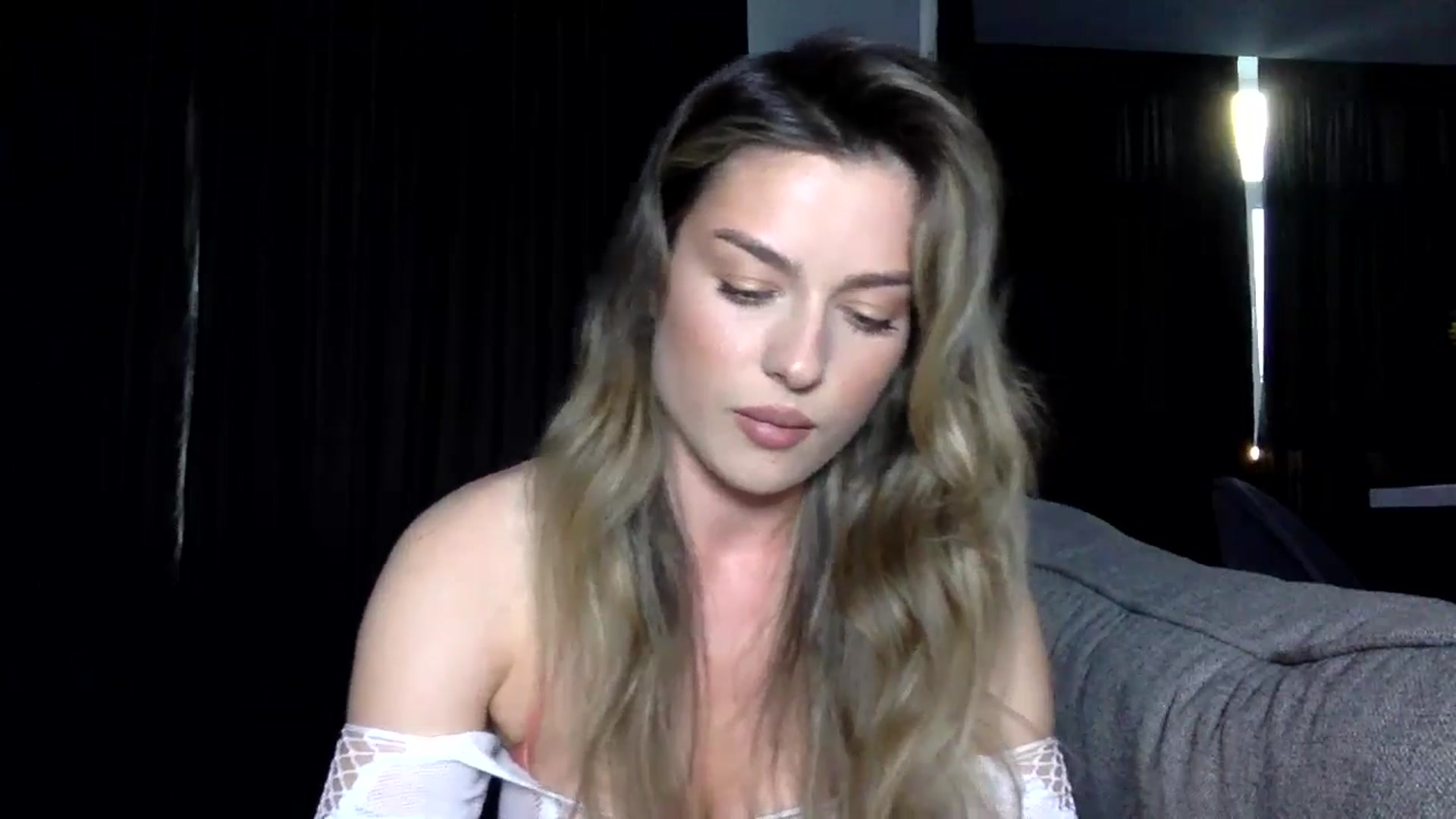 Gallery image thumbnail from SindiMoon's myfreecams stream on, 07/03/2024, 17:45 image 2 of 20