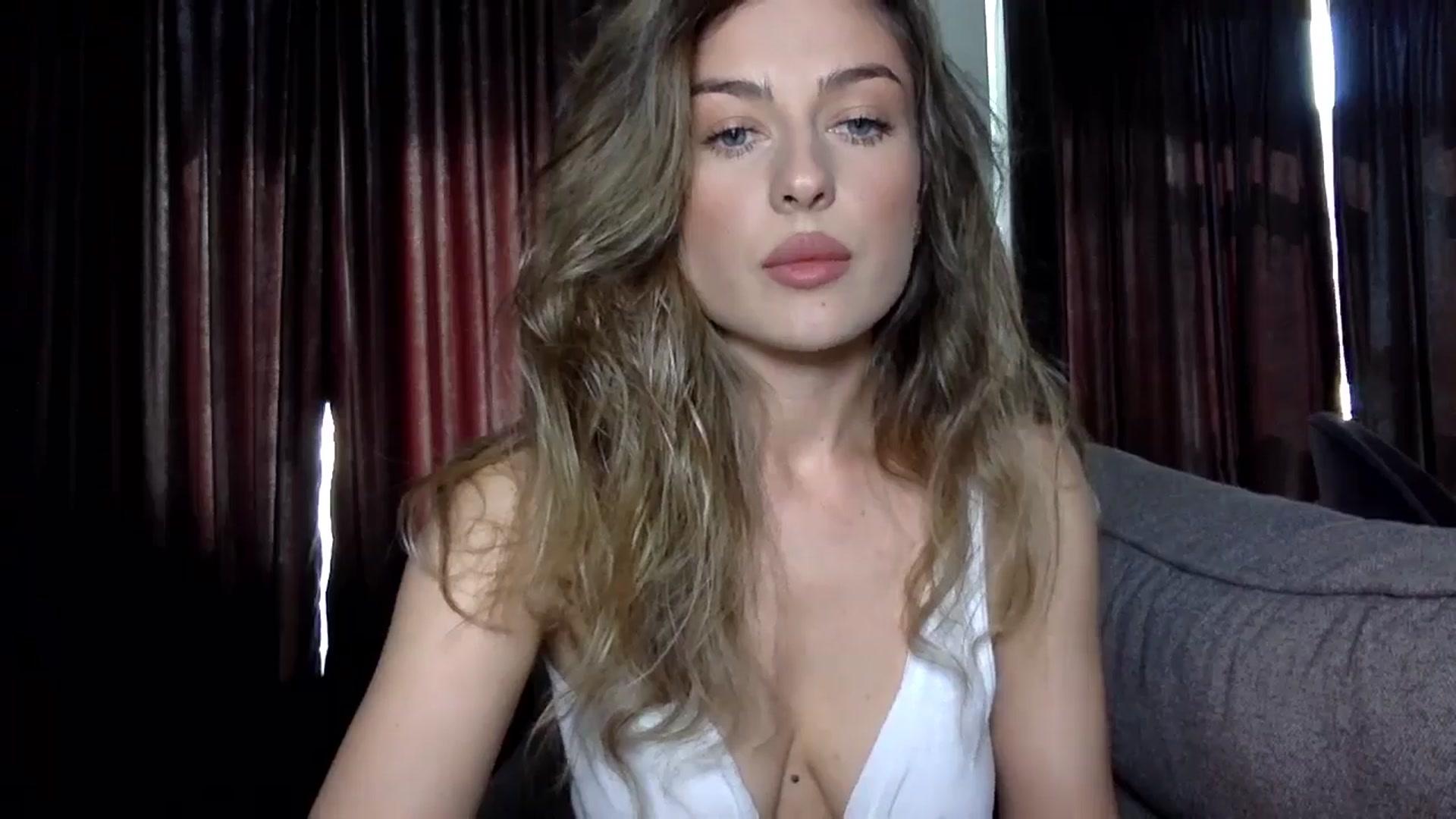 Gallery image thumbnail from SindiMoon's myfreecams stream on, 07/05/2024, 12:38 image 15 of 20