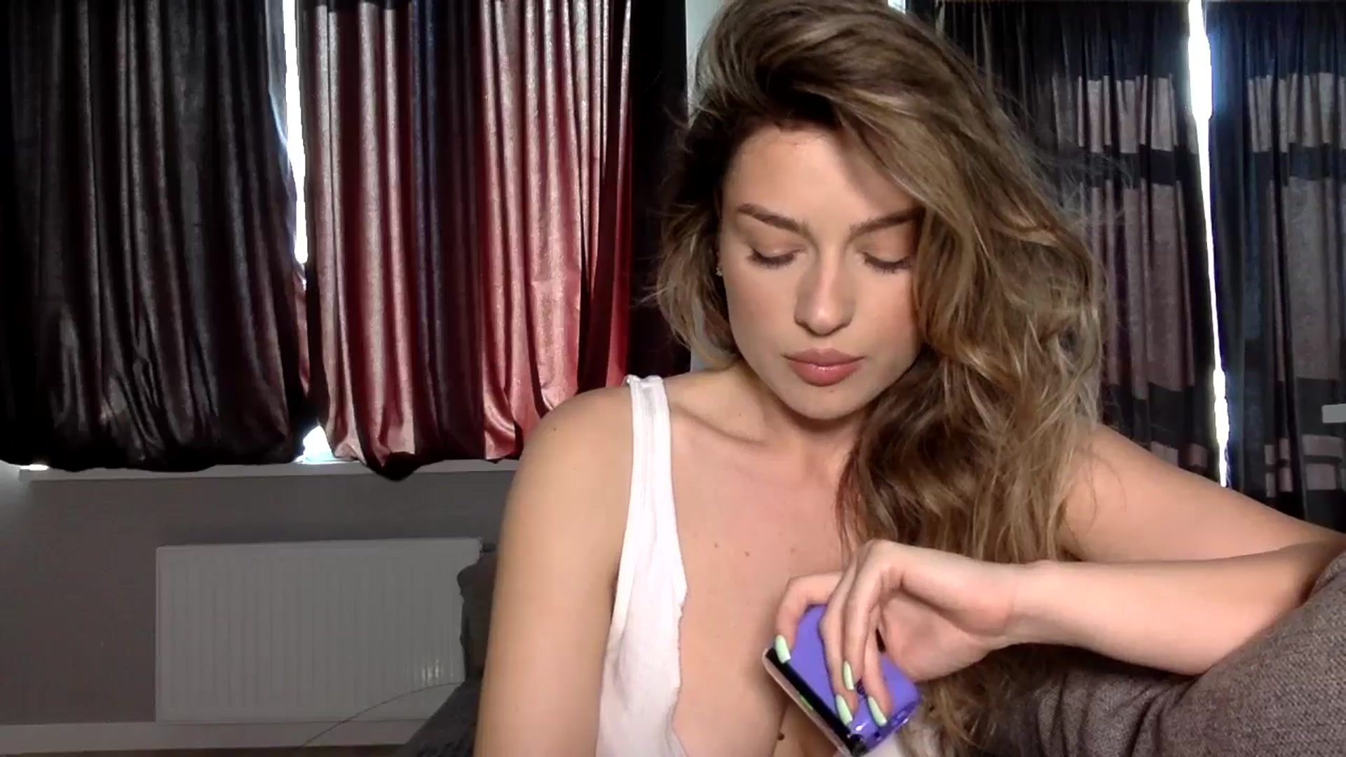 Gallery image thumbnail from SindiMoon's myfreecams stream on, 07/05/2024, 14:49 image 4 of 20