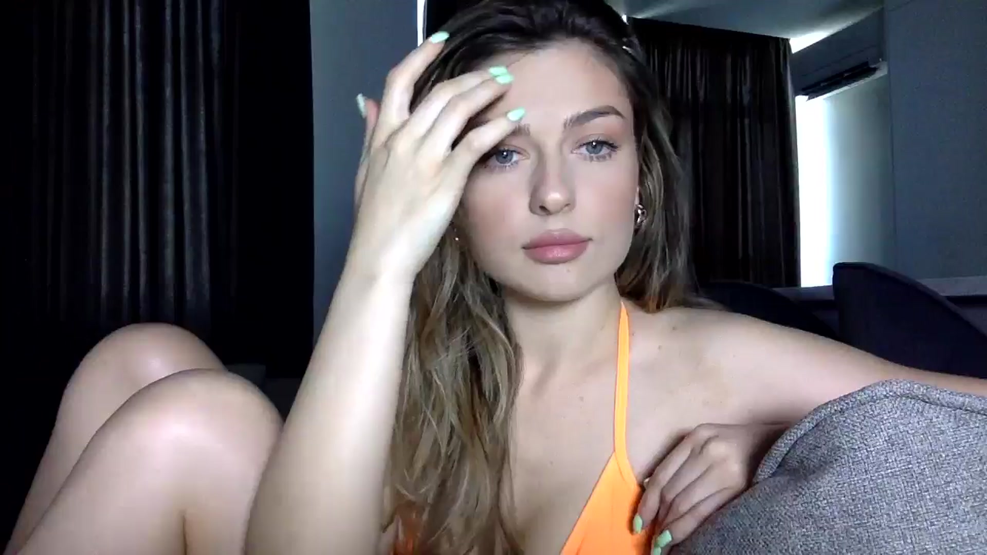 Gallery image thumbnail from SindiMoon's myfreecams stream on, 07/13/2024, 08:55 image 15 of 20