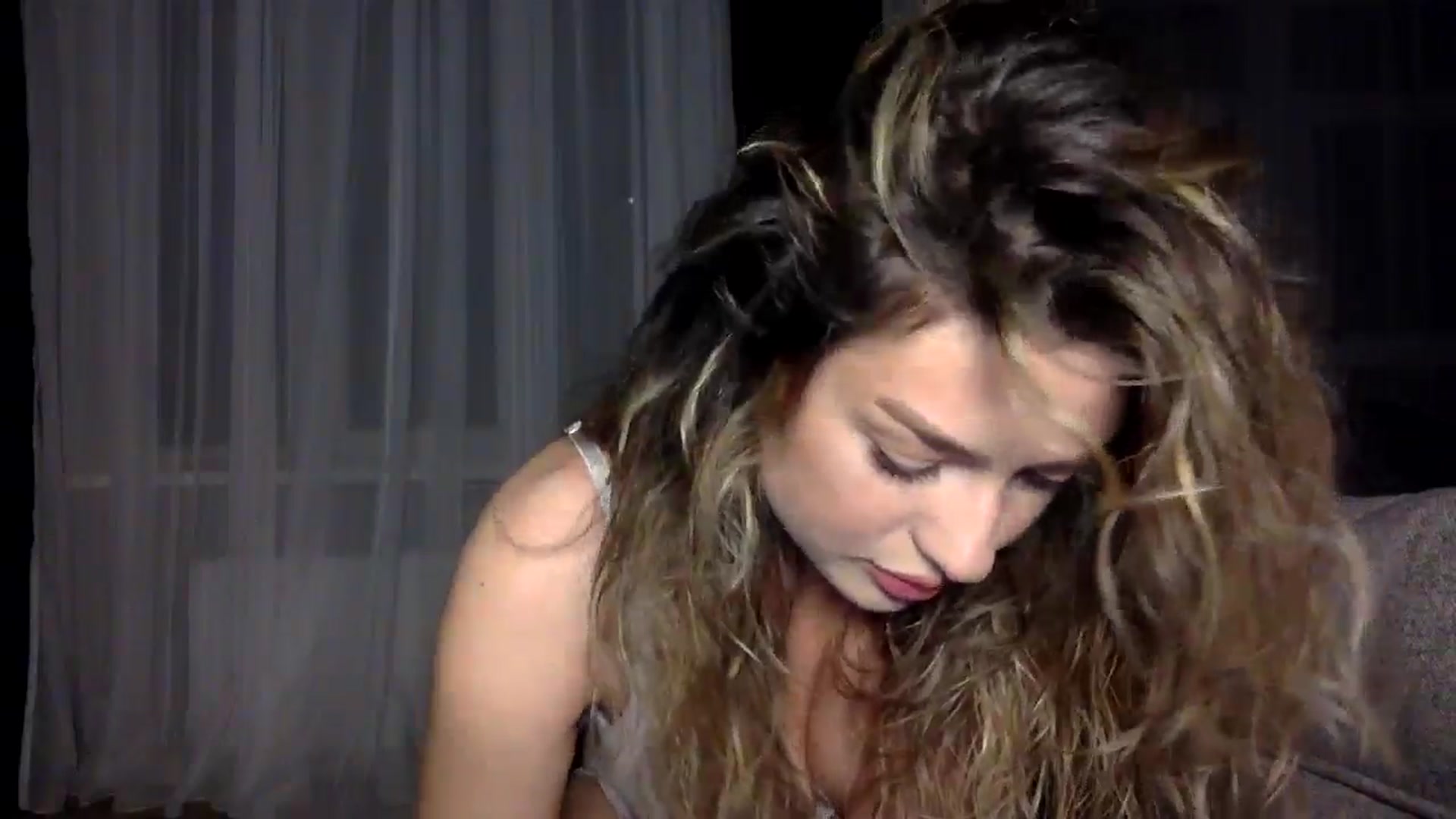 Gallery image thumbnail from SindiMoon's myfreecams stream on, 07/18/2024, 19:58 image 2 of 20