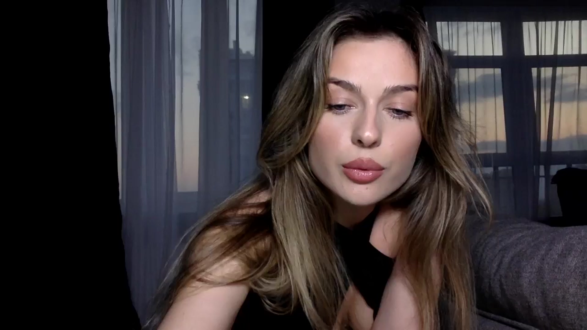 Gallery image thumbnail from SindiMoon's myfreecams stream on, 07/22/2024, 18:03 image 10 of 20