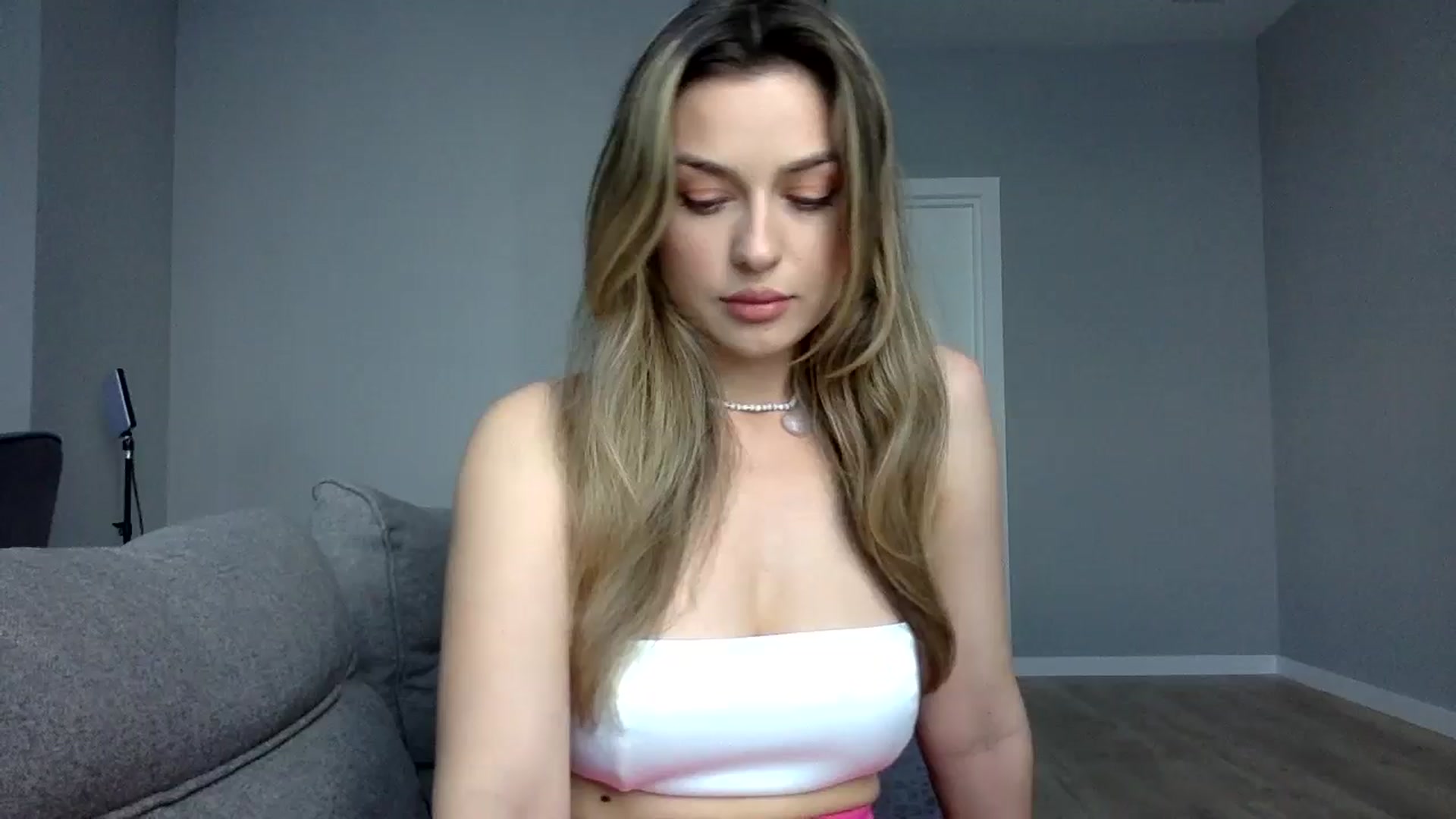 Gallery image thumbnail from SindiMoon's myfreecams stream on, 07/23/2024, 12:02 image 1 of 20