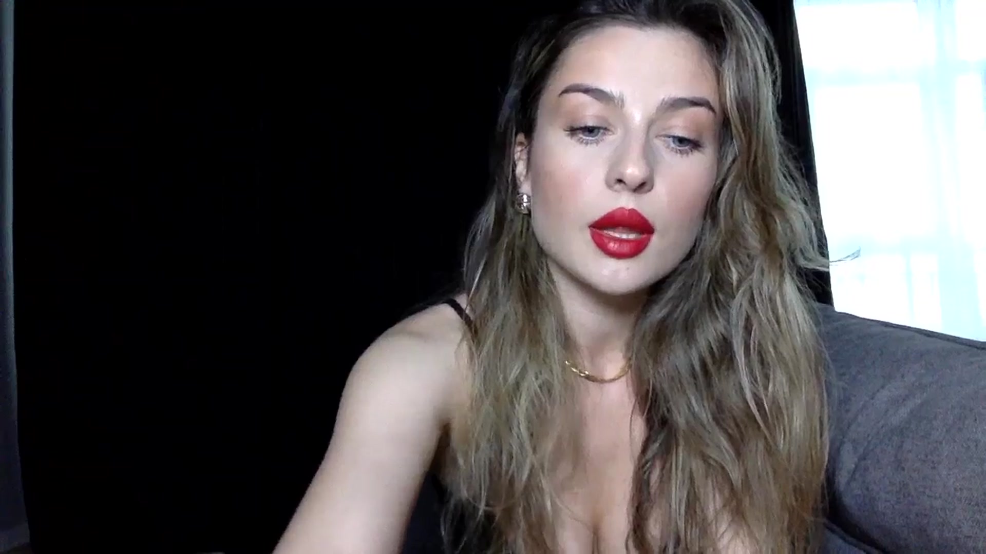 Gallery image thumbnail from SindiMoon's myfreecams stream on, 07/26/2024, 15:23 image 8 of 20