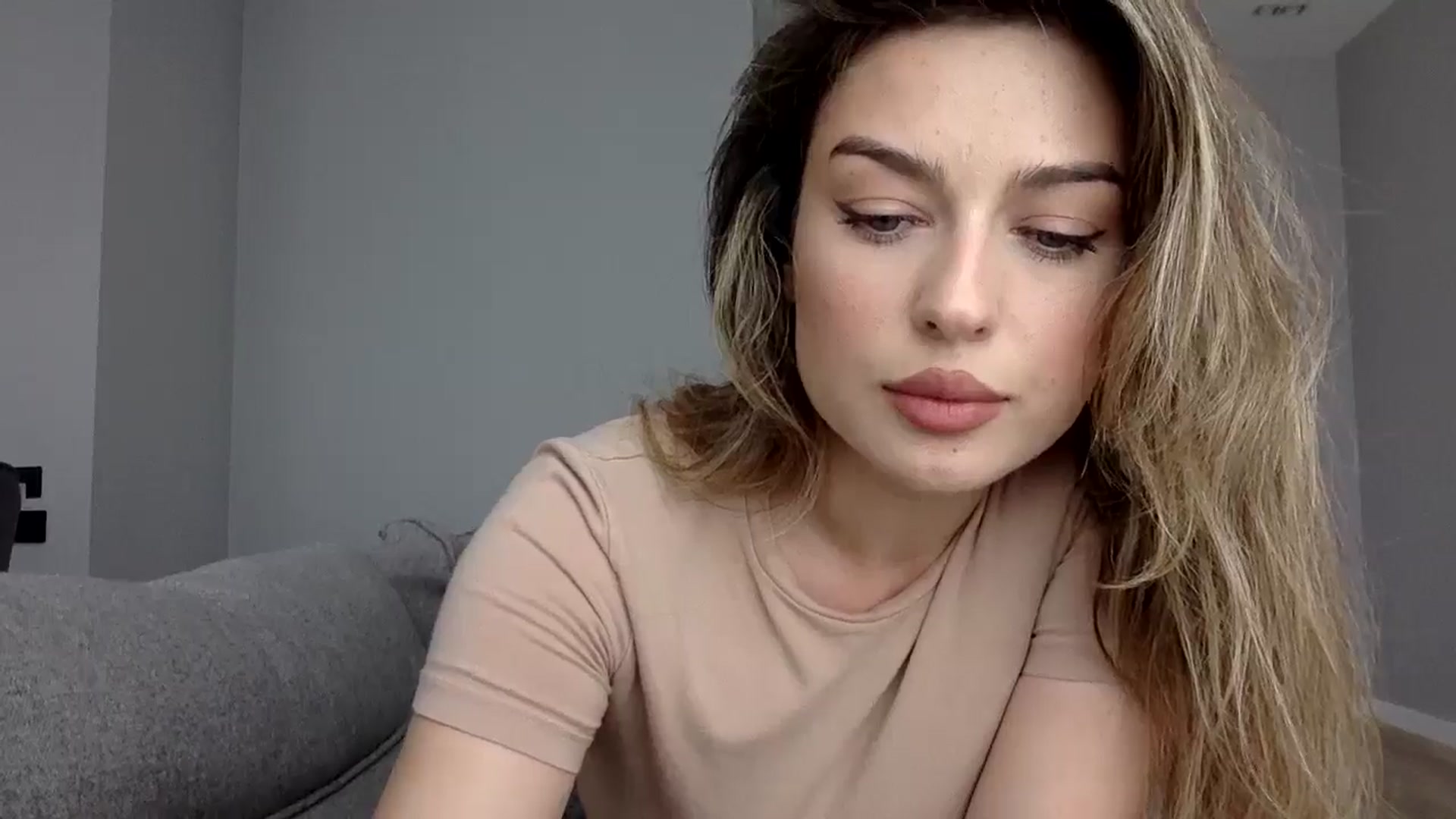 Gallery image thumbnail from SindiMoon's myfreecams stream on, 07/31/2024, 12:00 image 19 of 20