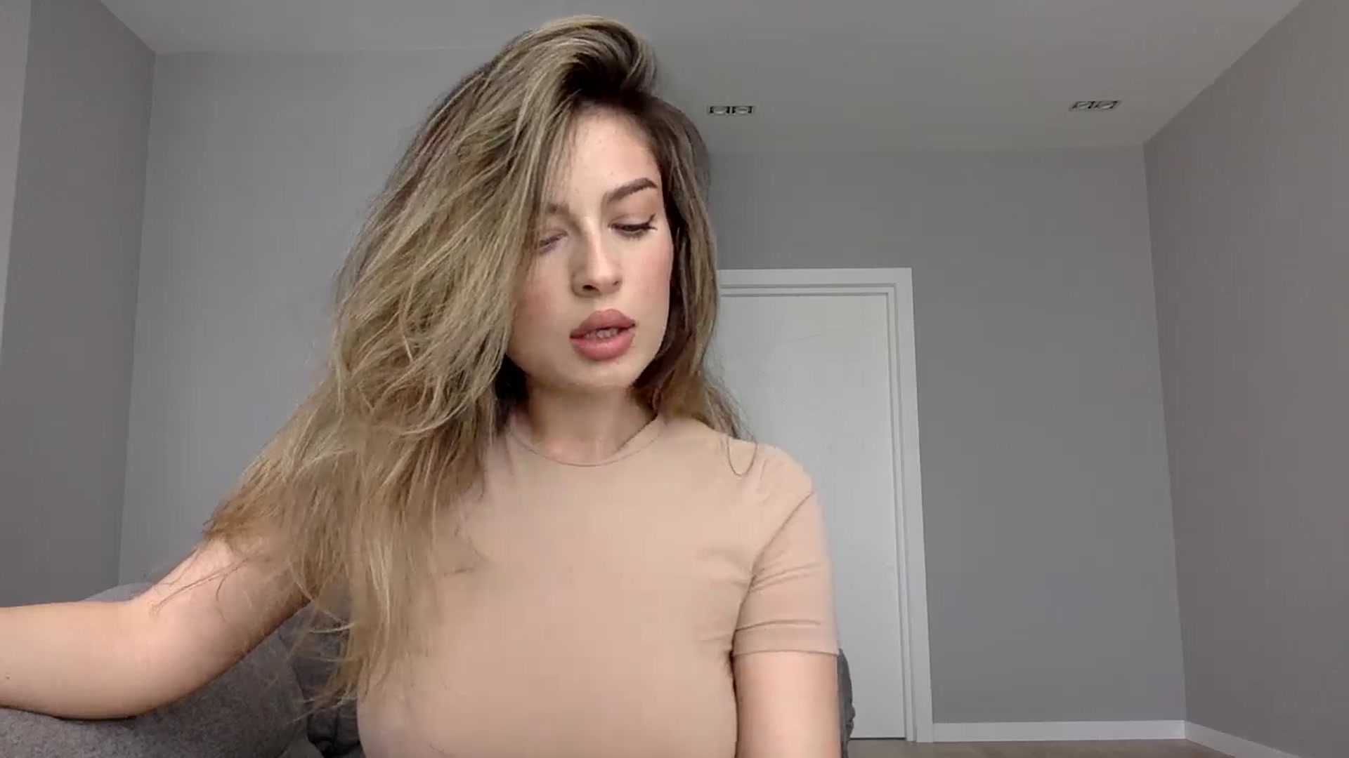 Gallery image thumbnail from SindiMoon's myfreecams stream on, 07/31/2024, 12:00 image 5 of 20