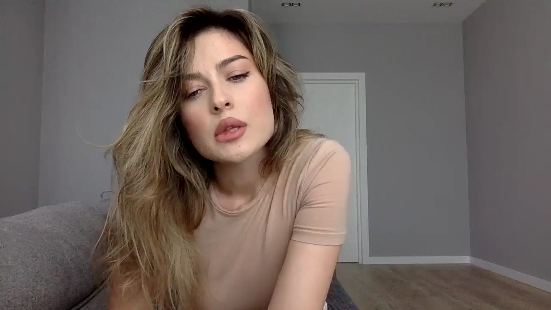 Gallery image thumbnail from SindiMoon's myfreecams stream on, 07/31/2024, 12:00 image 11 of 20
