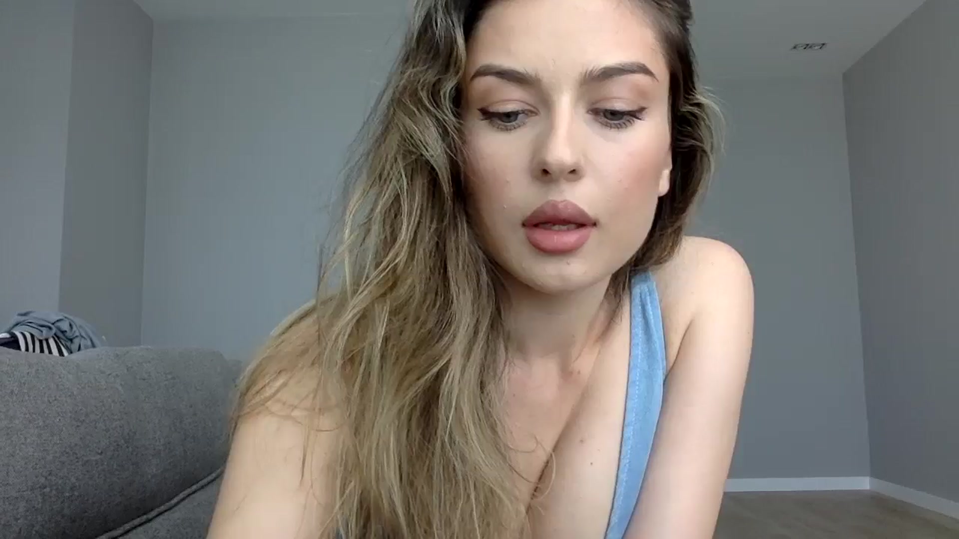 Gallery image thumbnail from SindiMoon's myfreecams stream on, 08/13/2024, 11:19 image 16 of 20