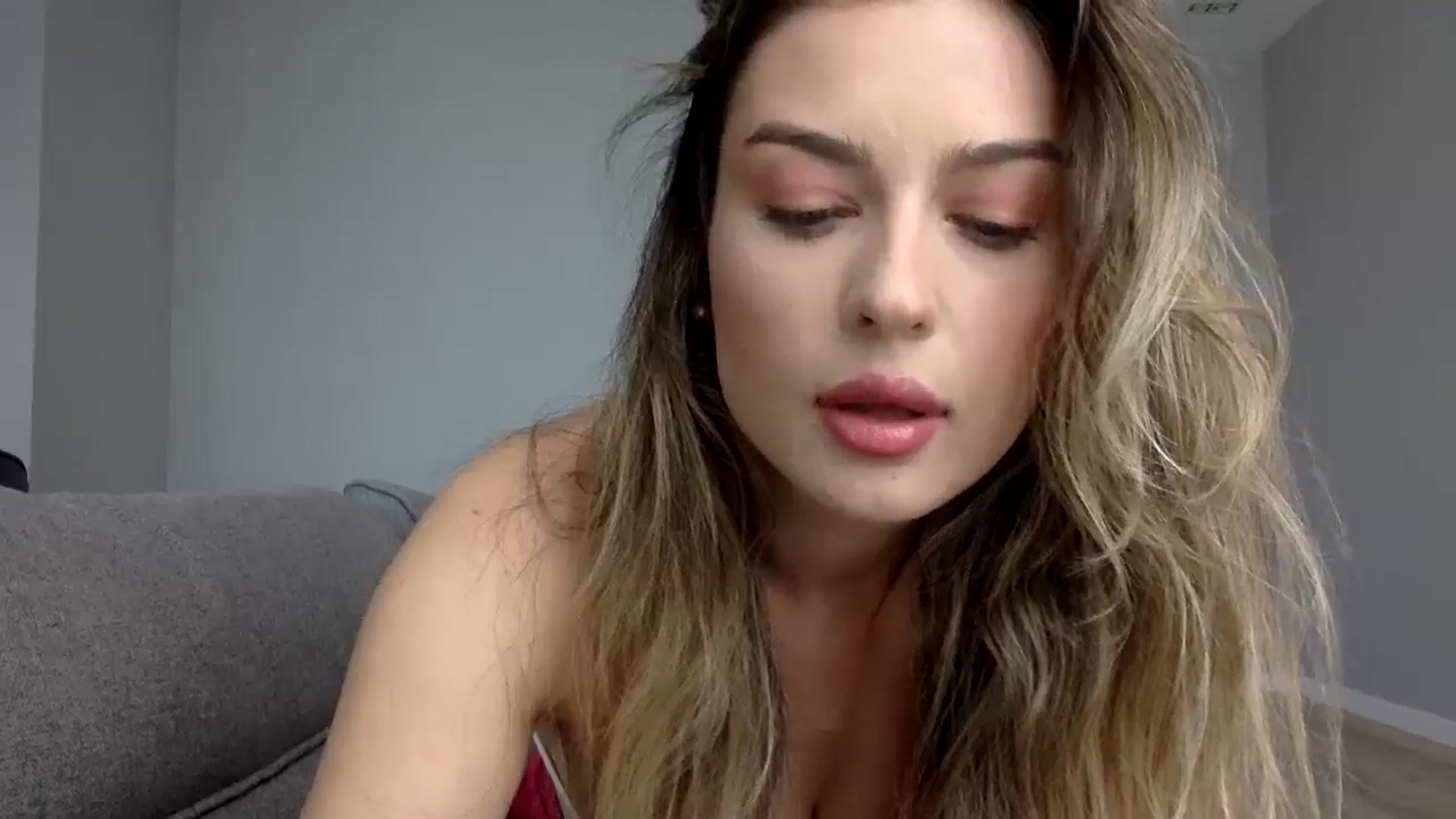 Gallery image thumbnail from SindiMoon's myfreecams stream on, 08/22/2024, 11:29 image 7 of 20