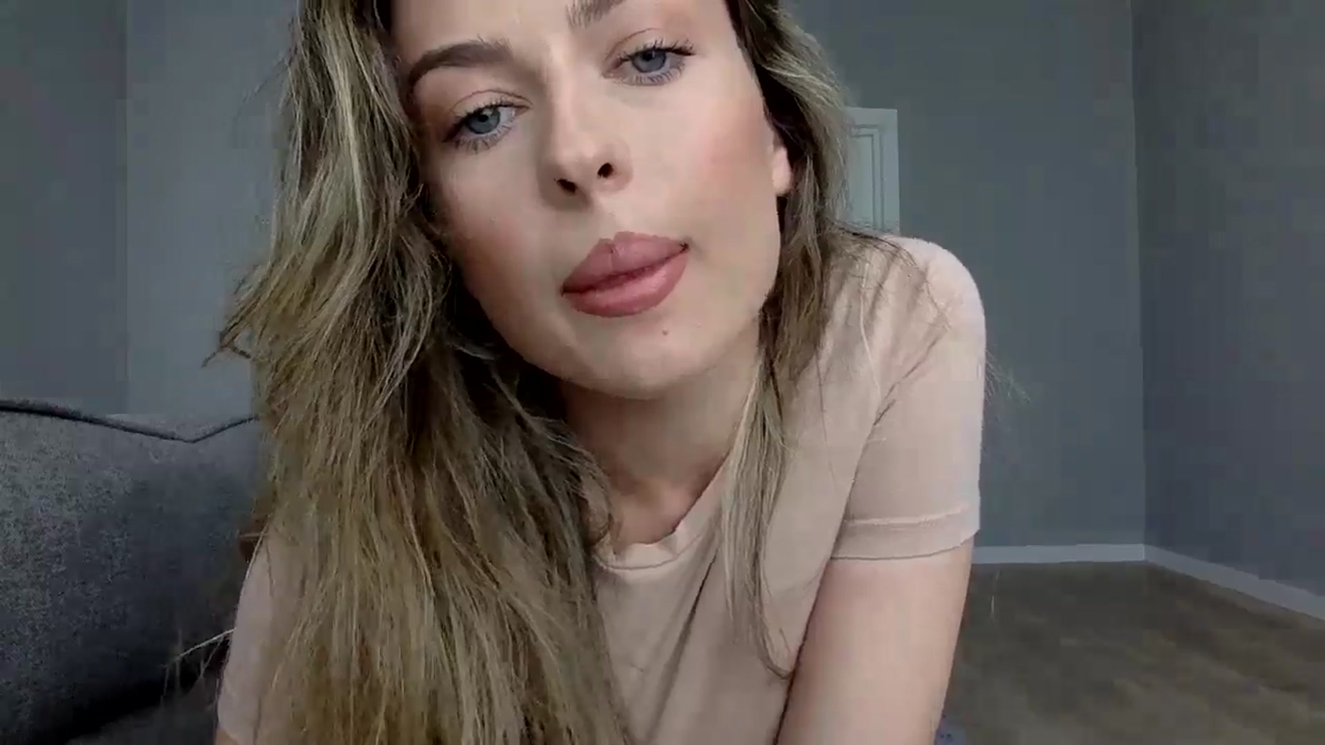 Gallery image thumbnail from SindiMoon's myfreecams stream on, 08/26/2024, 11:31 image 9 of 20