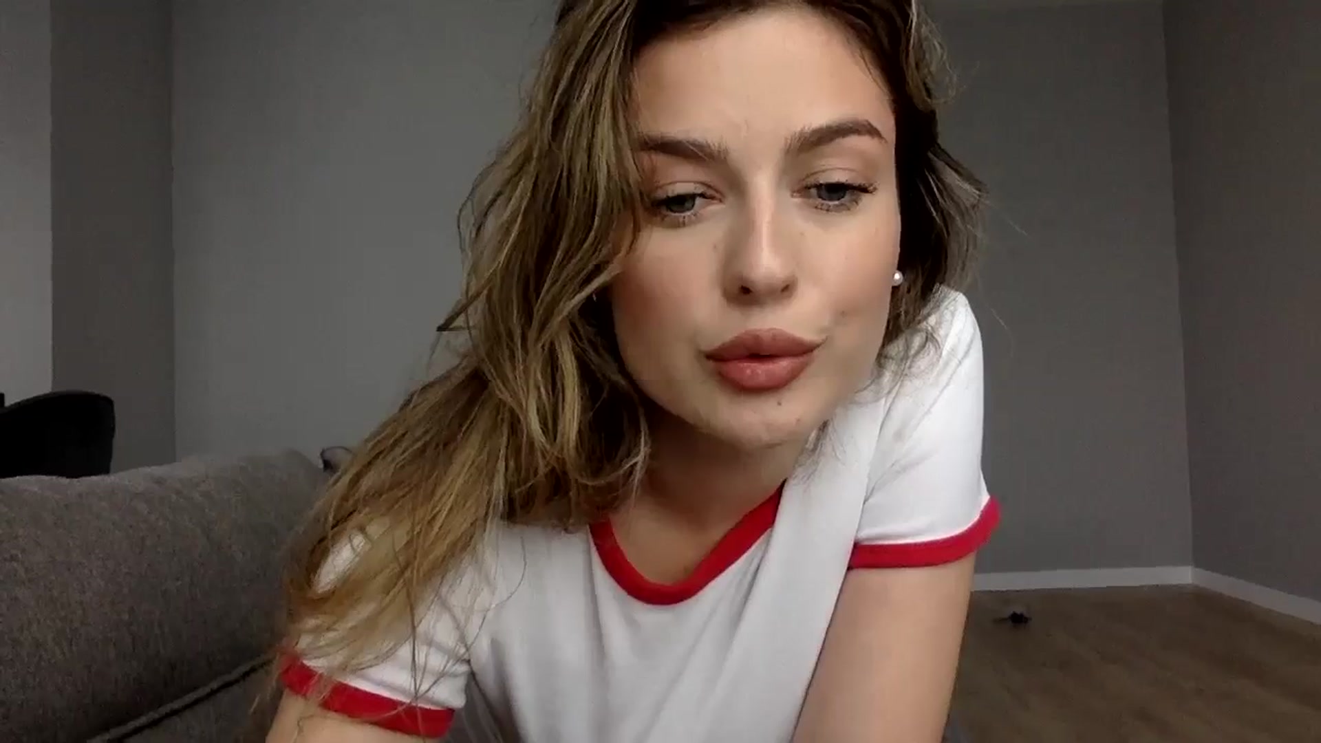Gallery image thumbnail from SindiMoon's myfreecams stream on, 08/29/2024, 11:22 image 6 of 20