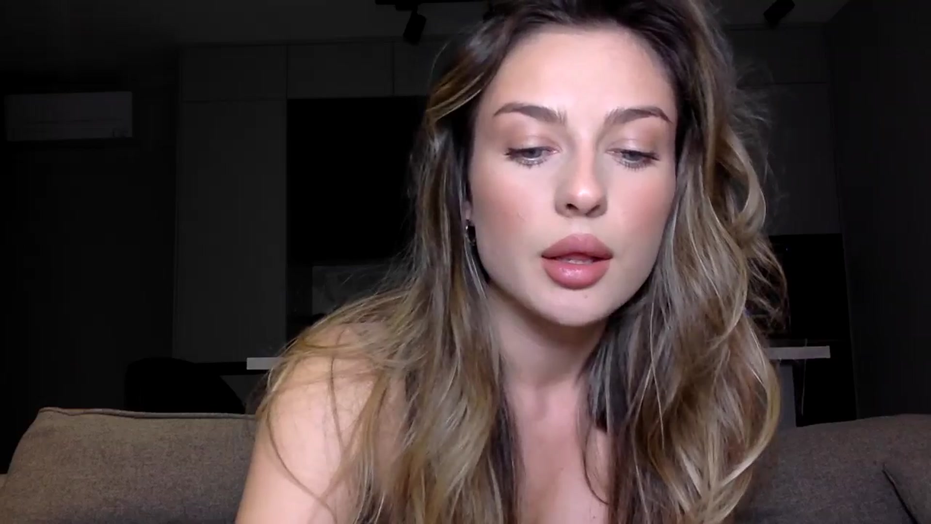 Gallery image thumbnail from SindiMoon's myfreecams stream on, 09/10/2024, 19:58 image 3 of 20