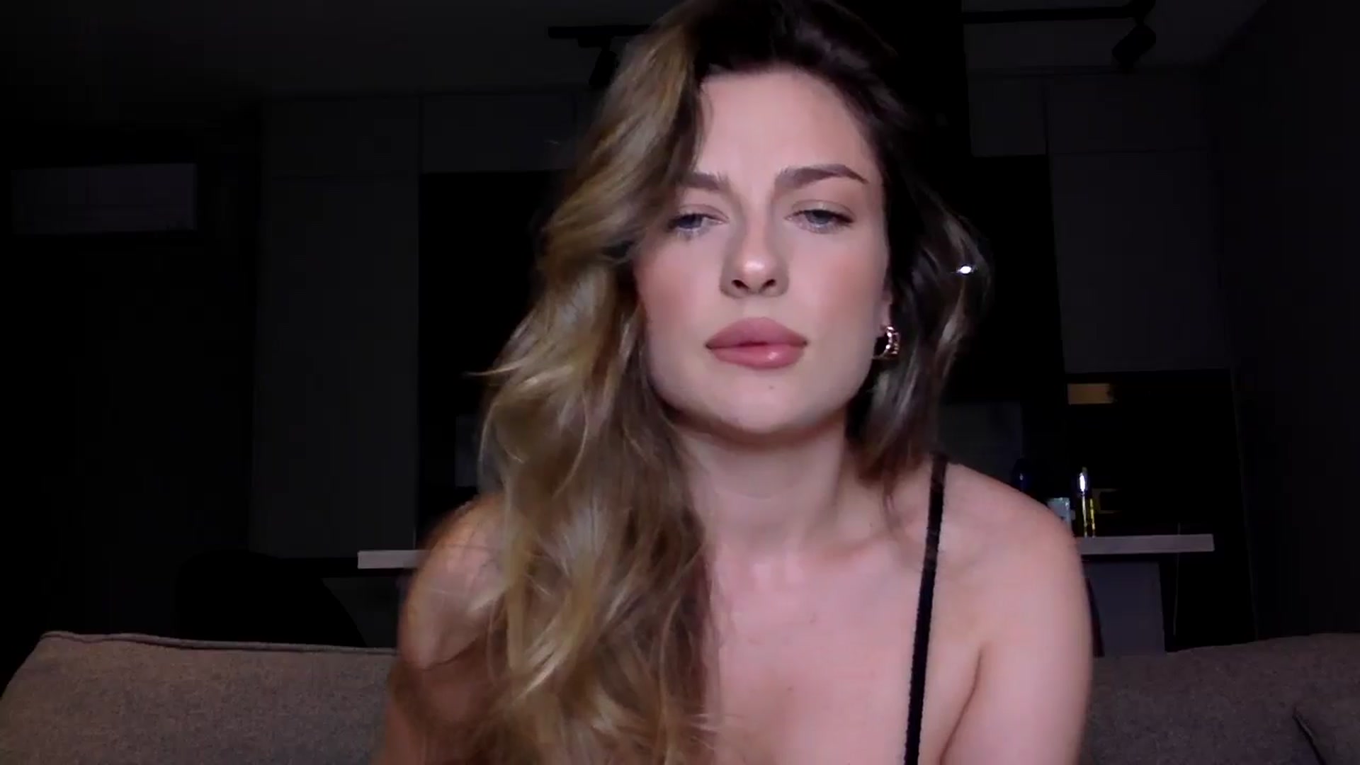Gallery image thumbnail from SindiMoon's myfreecams stream on, 09/10/2024, 19:58 image 18 of 20