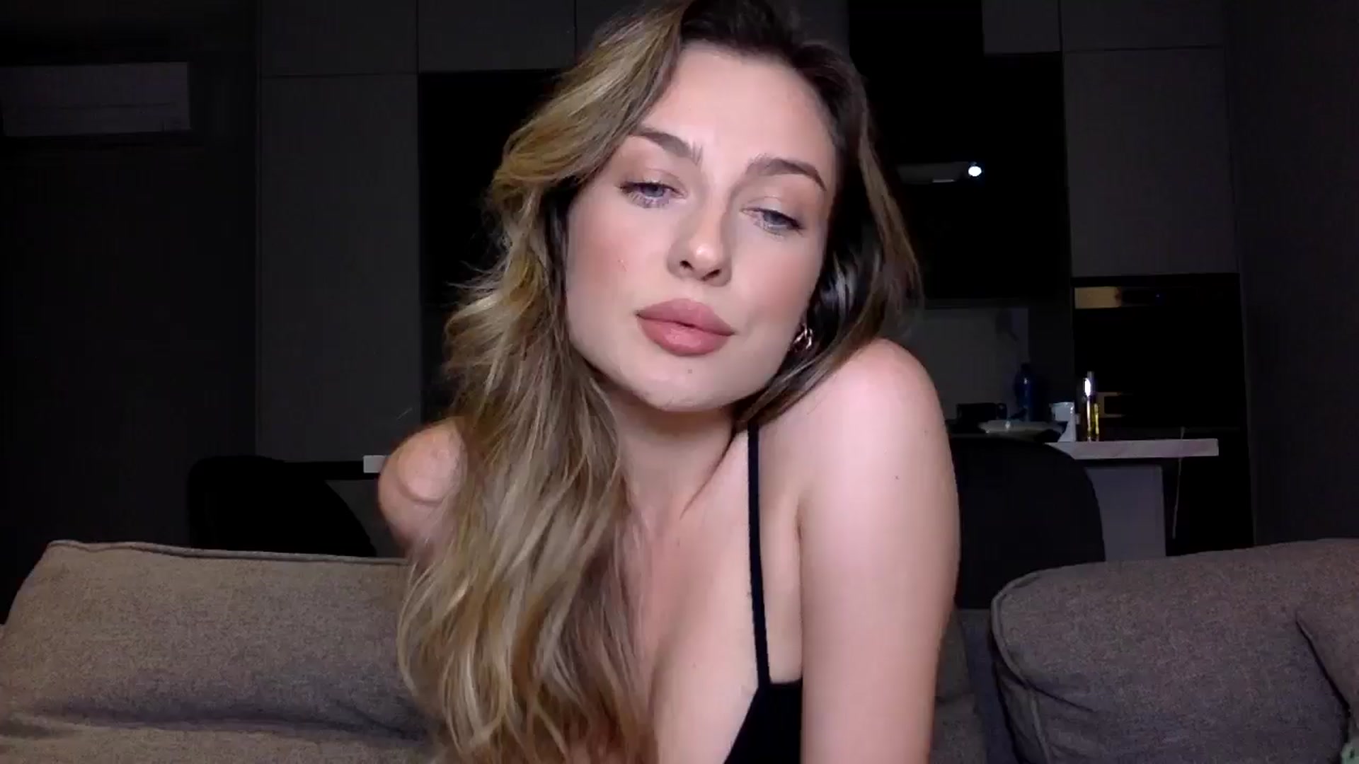 Gallery image thumbnail from SindiMoon's myfreecams stream on, 09/10/2024, 19:58 image 11 of 20