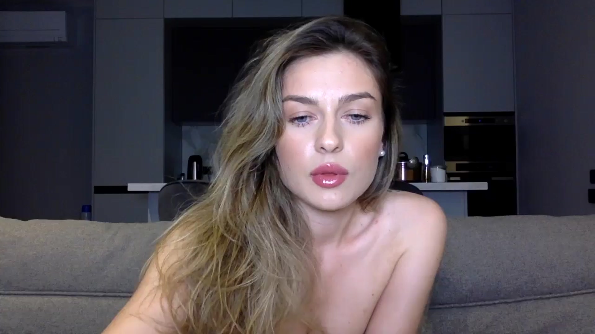 Gallery image thumbnail from SindiMoon's myfreecams stream on, 09/18/2024, 19:44 image 12 of 20