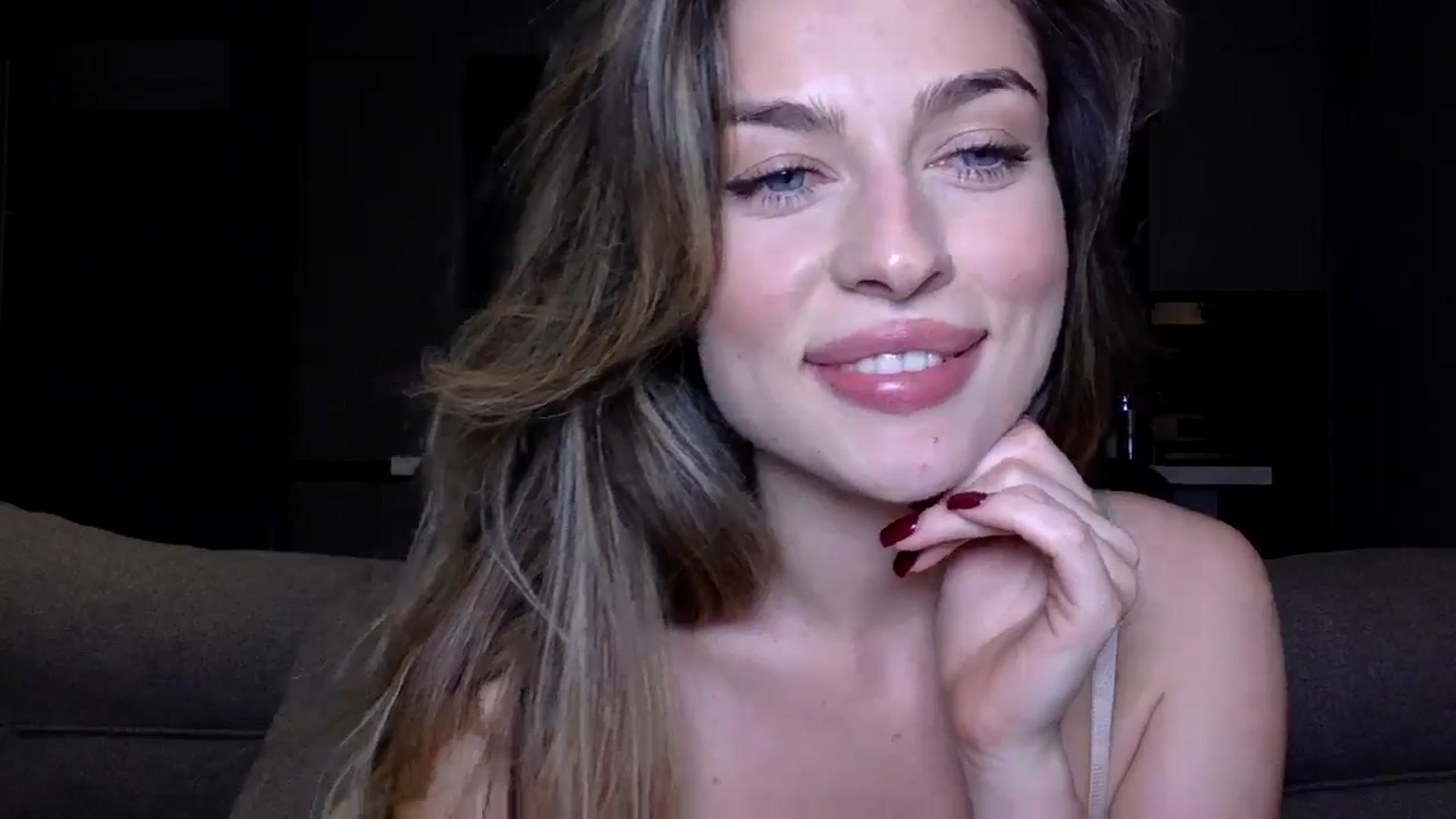 Gallery image thumbnail from SindiMoon's myfreecams stream on, 09/23/2024, 20:50 image 15 of 20