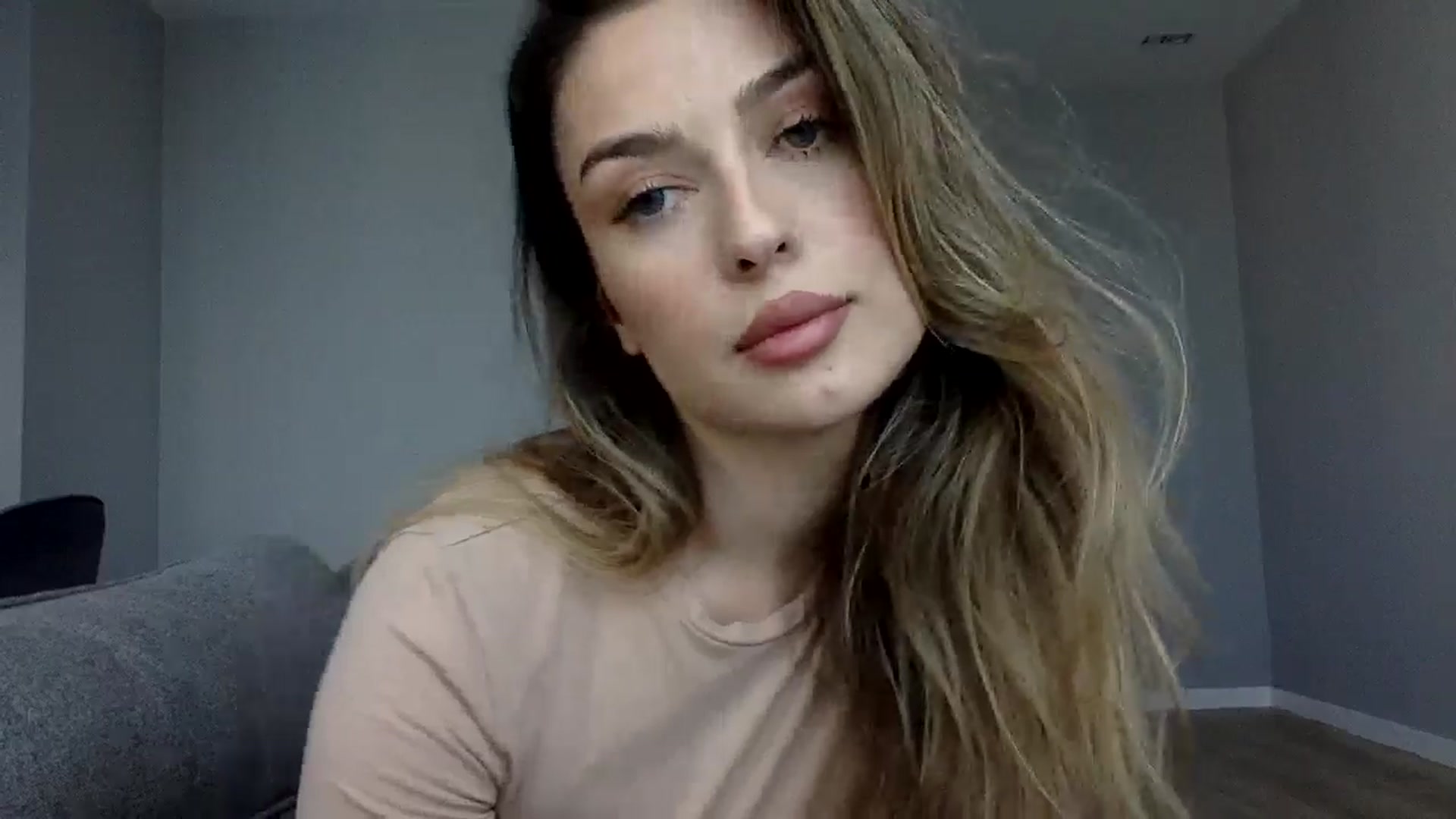Gallery image thumbnail from SindiMoon's myfreecams stream on, 09/24/2024, 11:35 image 13 of 20
