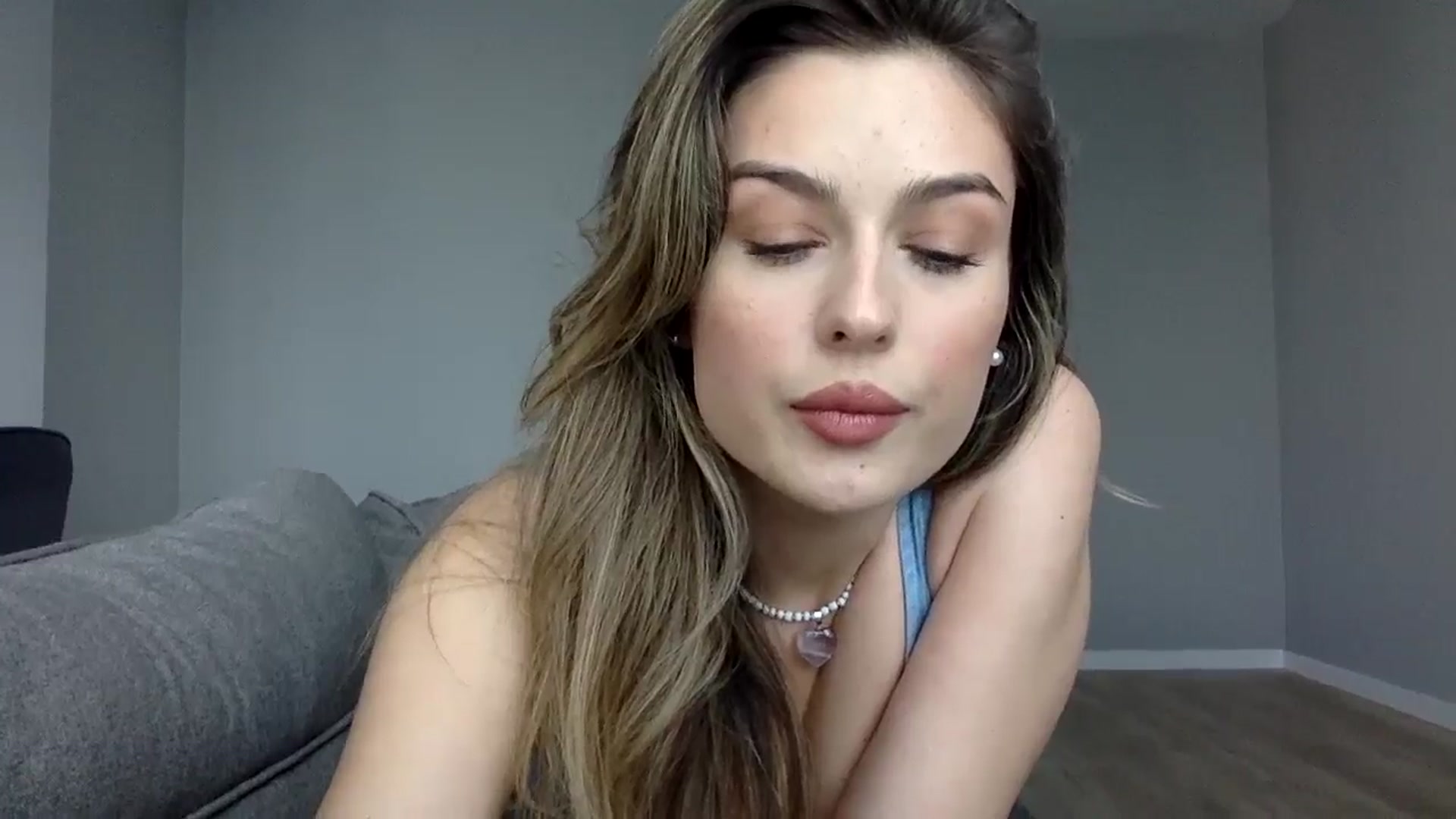 Gallery image thumbnail from SindiMoon's myfreecams stream on, 09/26/2024, 11:46 image 9 of 20