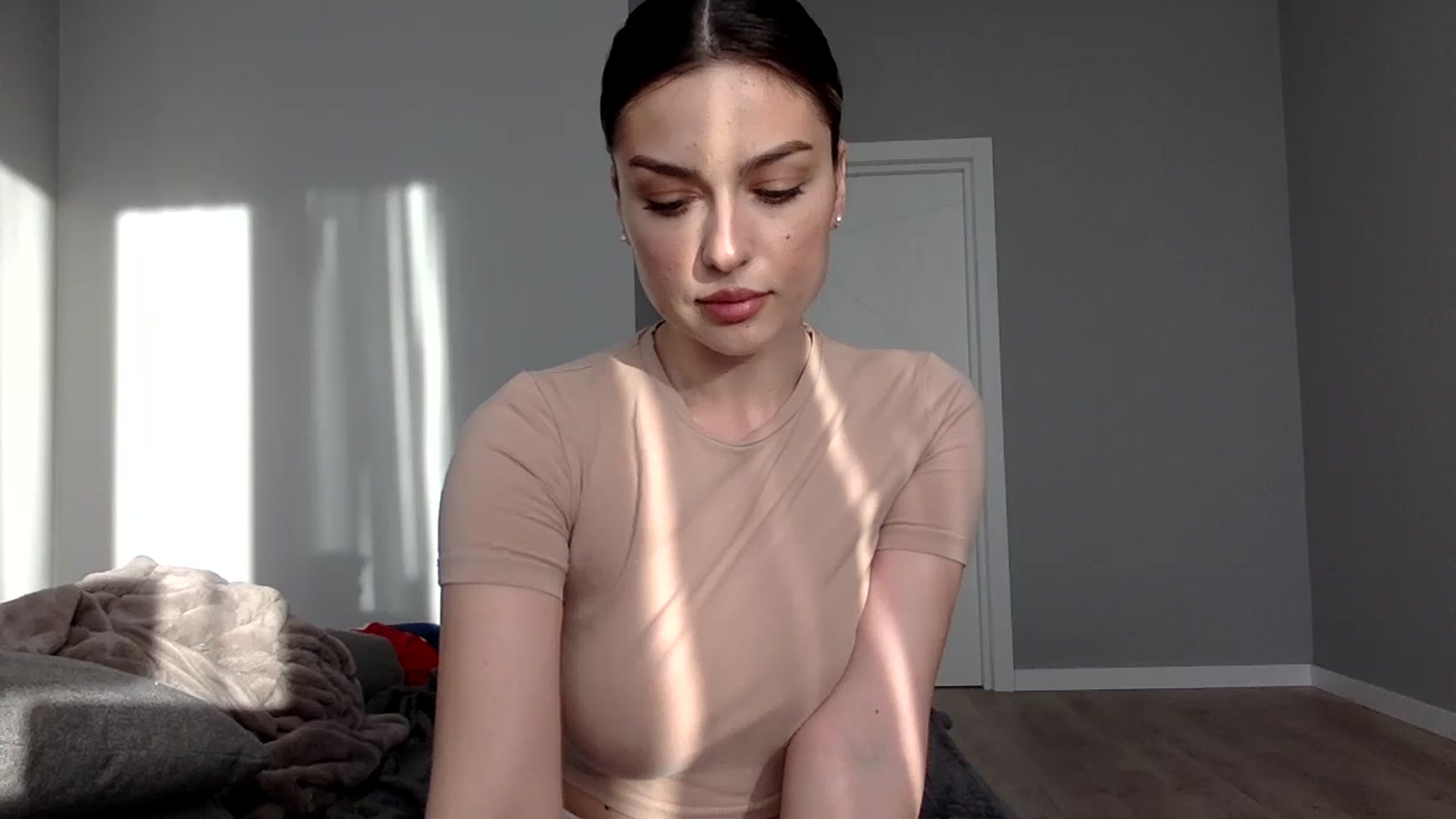 Gallery image thumbnail from SindiMoon's myfreecams stream on, 10/21/2024, 14:01 image 18 of 20