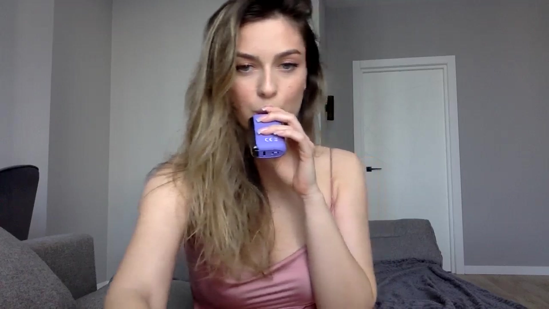 Gallery image thumbnail from SindiMoon's myfreecams stream on, 10/24/2024, 12:57 image 19 of 20