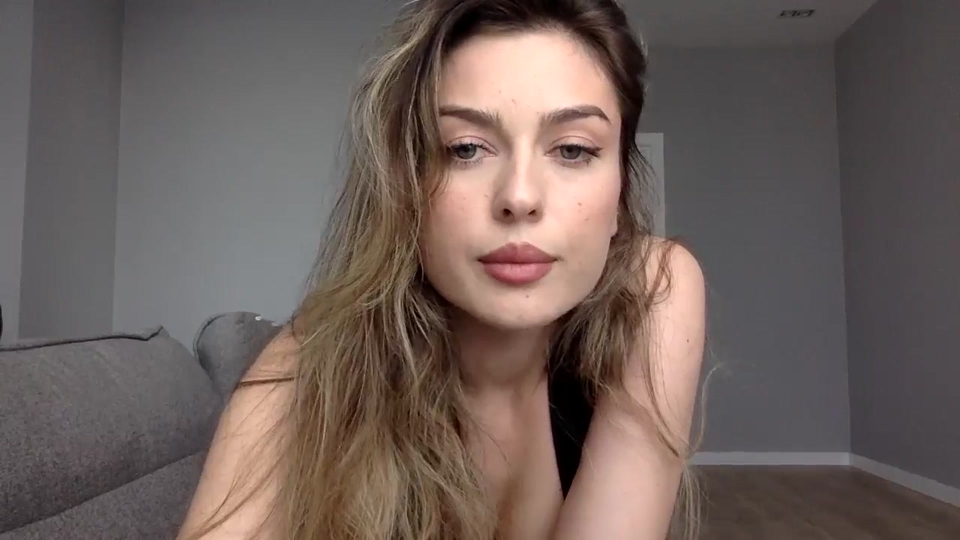 Gallery image thumbnail from SindiMoon's myfreecams stream on, 10/26/2024, 12:59 image 19 of 20