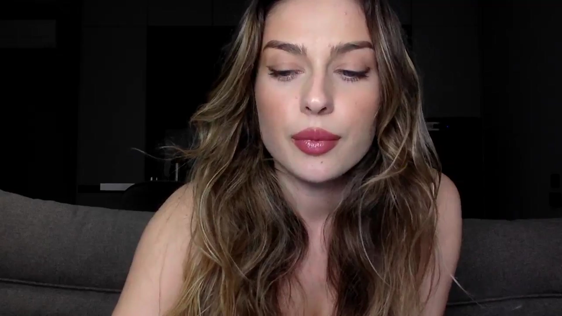 Gallery image thumbnail from SindiMoon's myfreecams stream on, 10/29/2024, 21:25 image 16 of 20