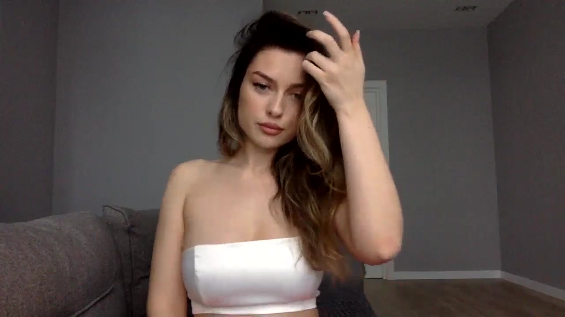 Gallery image thumbnail from SindiMoon's myfreecams stream on, 10/31/2024, 12:34 image 13 of 20